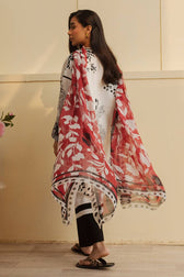 img_zara_shahjahan_coco_prints_awwal_boutique