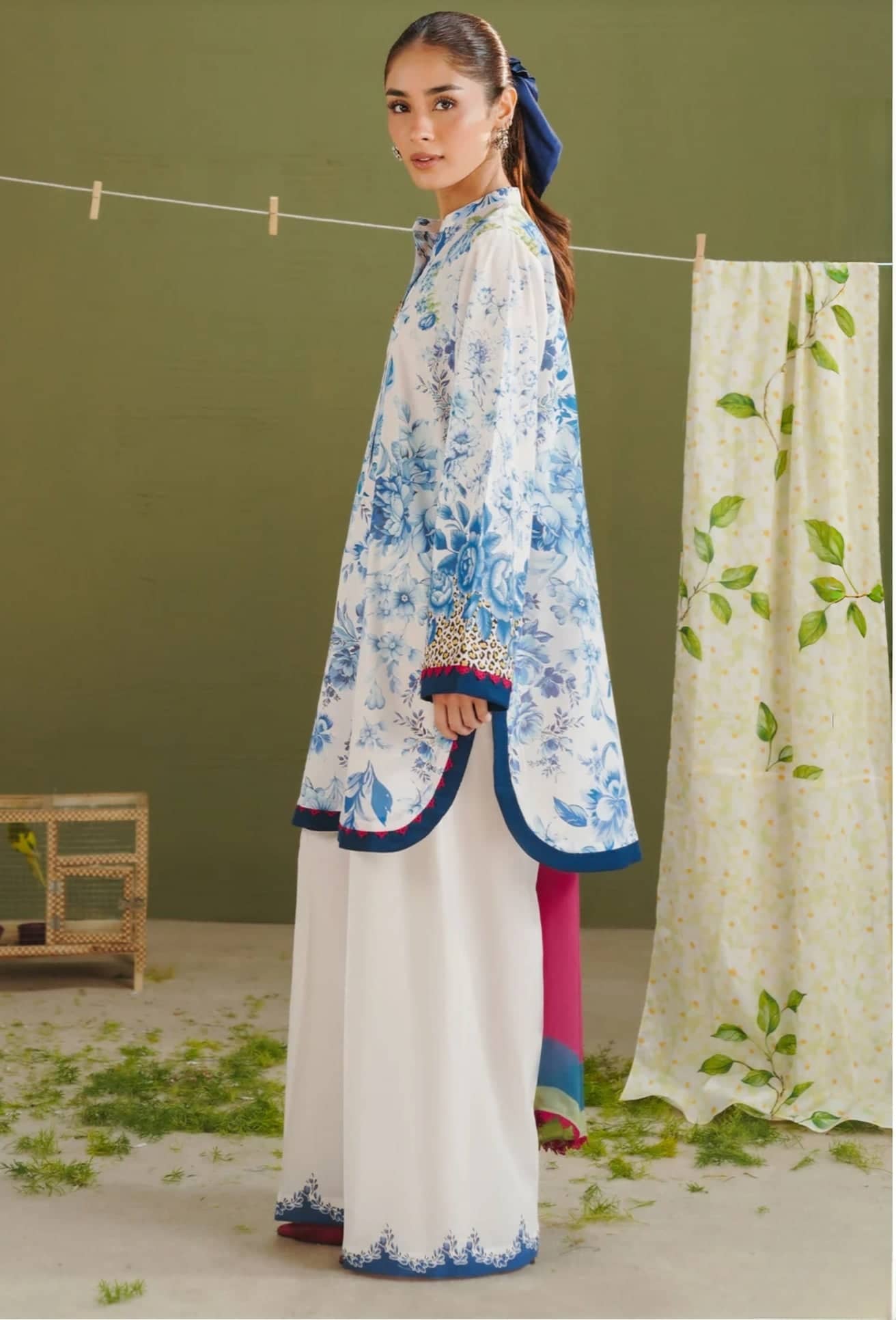 Restocked/Zara Shahjahan 26 Drop 1/Aero 6A/Pearl White-Hot Link/Chiffon Dupatta