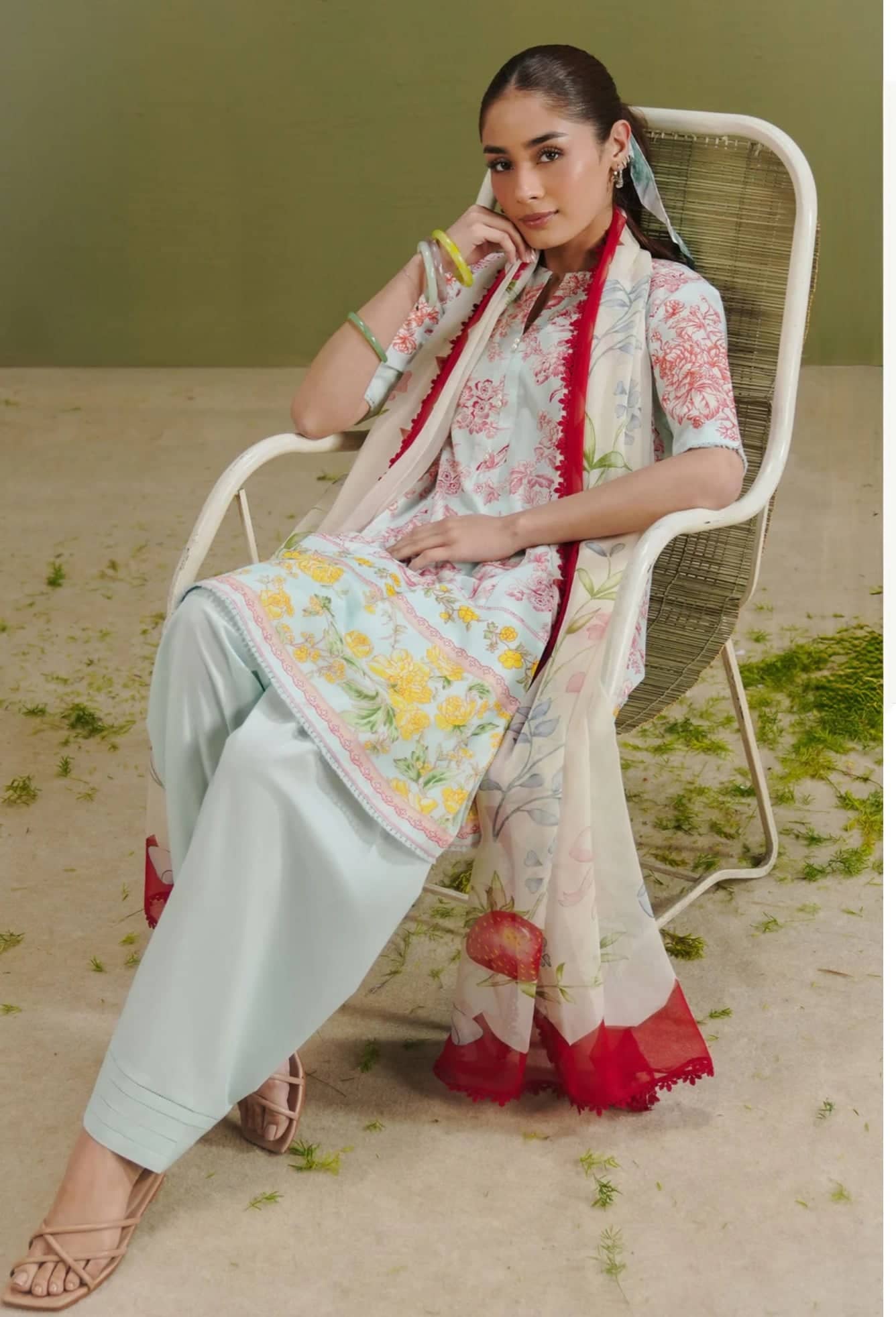 img_coco_prints_lawn_awwal_boutique