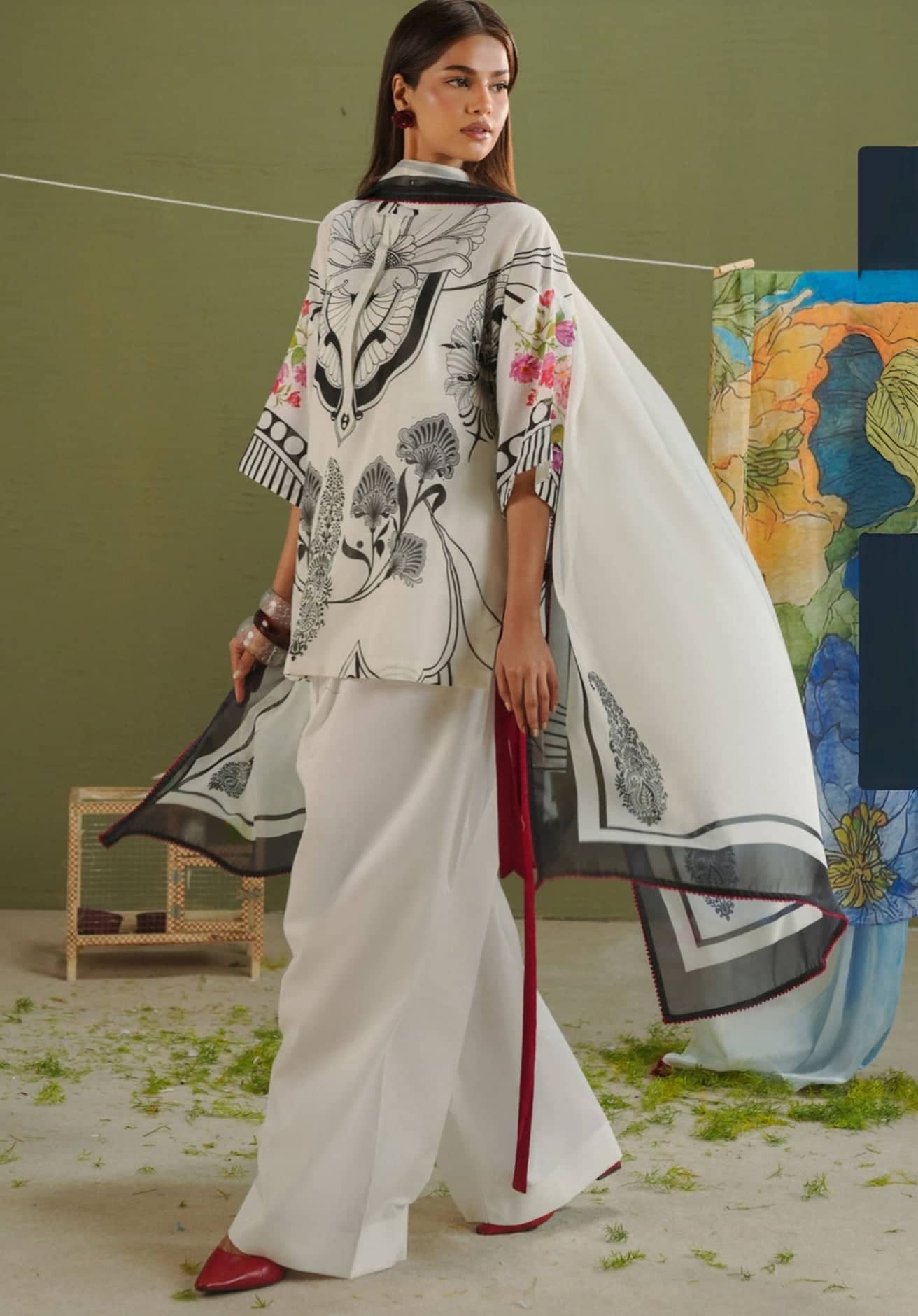 Restocked/Zara Shahjahan 26 Drop 1/Raya 10A/B&W/Silk Dupatta