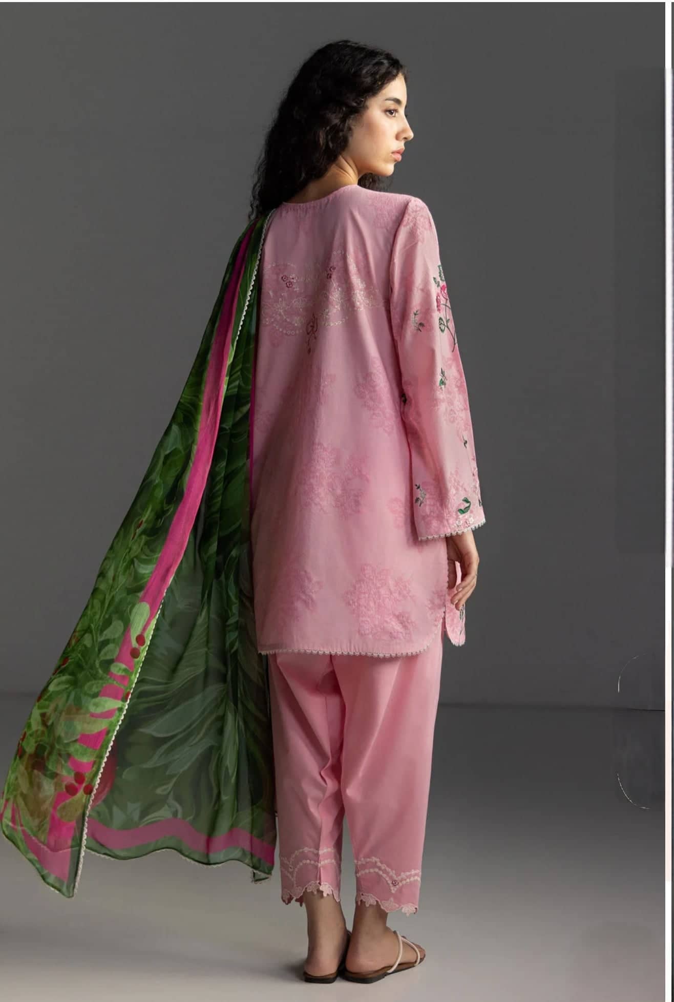 Restocked/Zara Shahjahan Coco Lawn 26/Miro 2A