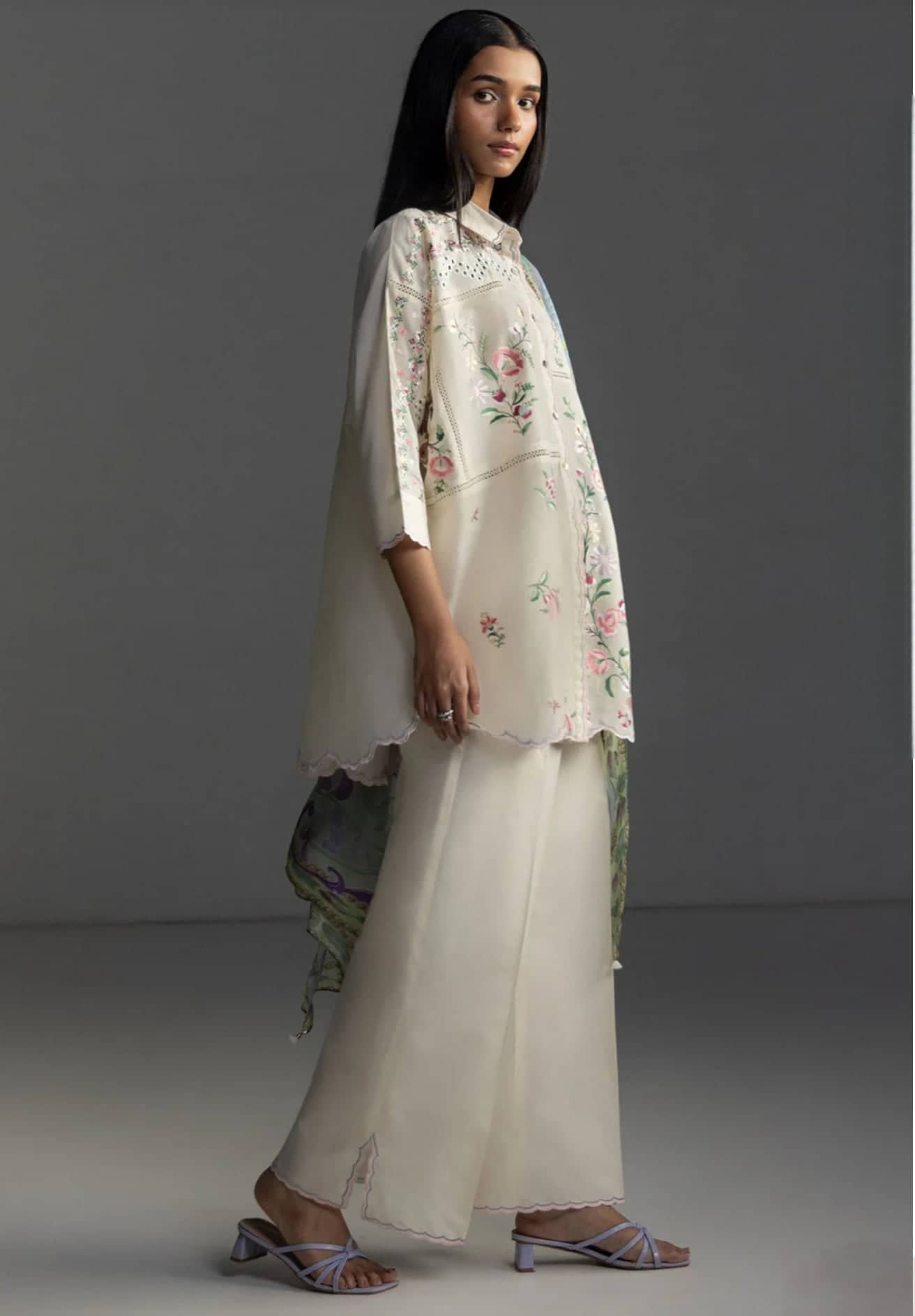 img_coco_lawn_by_zara_shahjahan_awwal_boutique