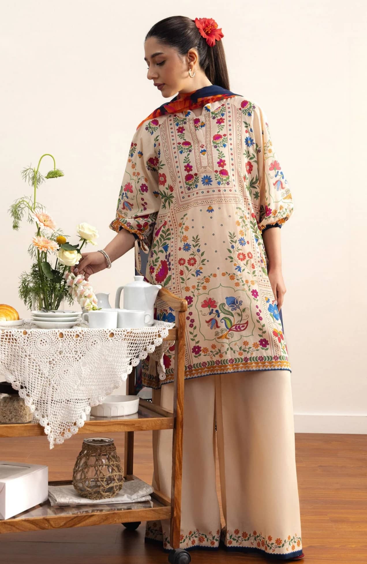 img_zara_shahjahan_coco_prints_awwal_boutique
