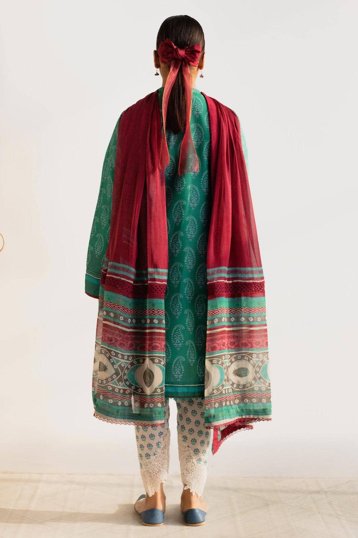 img_zara_shahjahan_coco_prints_awwal_boutique