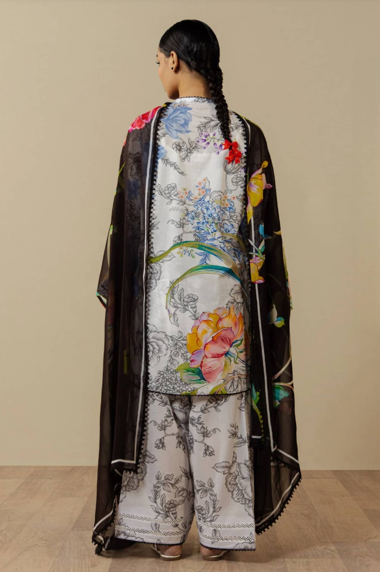 img_coco_prints_awwal_boutique