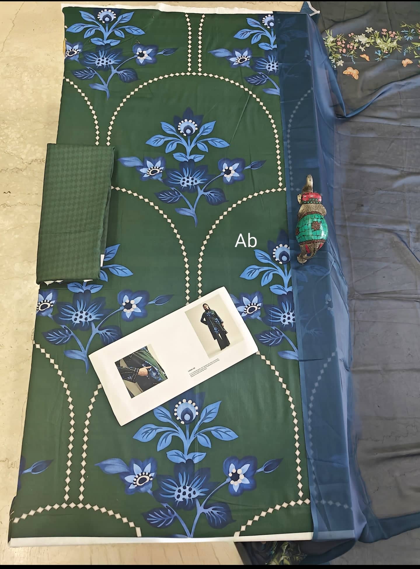 Zara Shahjahan Coco Prints open pics Open Pic/Zara Shahjahan Coco Prints 25/Fall Edit/Loom-3B/Emerald Green