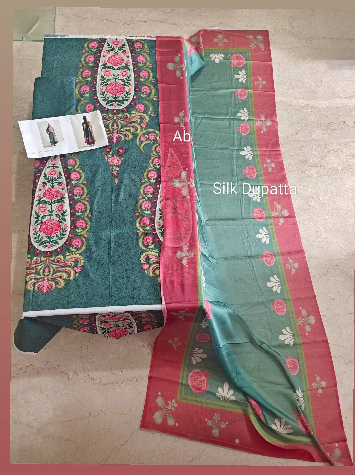 img_zara_shahjahan_coco_prints_awwal_boutique