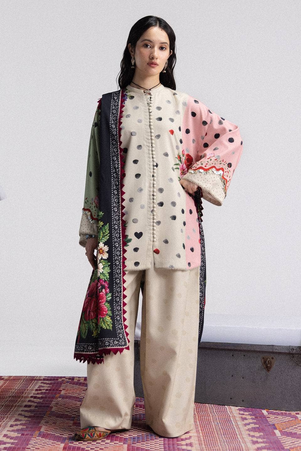 img_coco_prints_winter_awwal_boutique