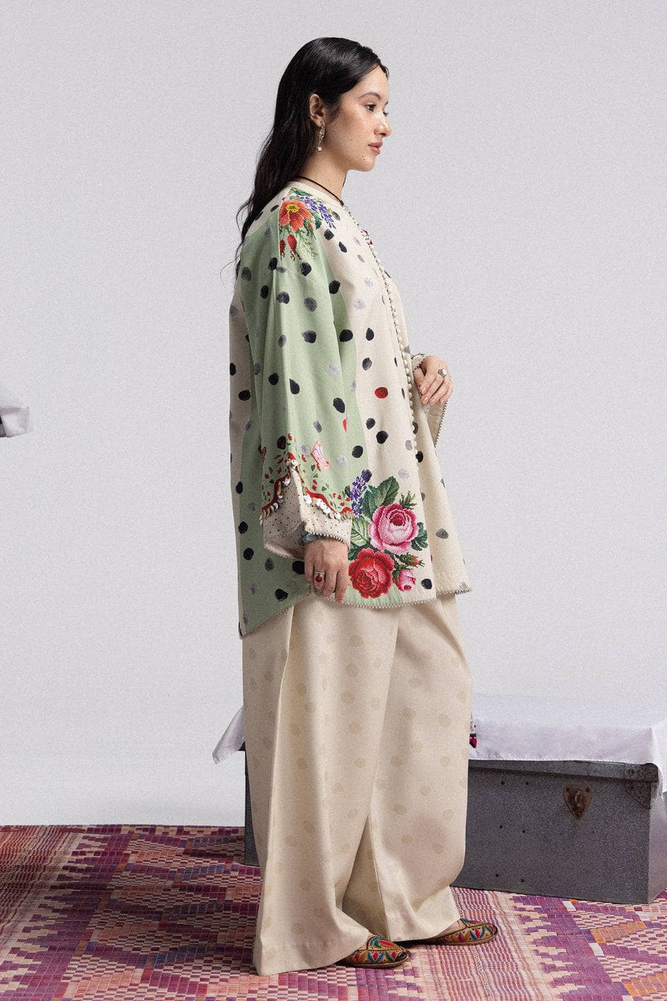 img_coco_prints_winter_awwal_boutique
