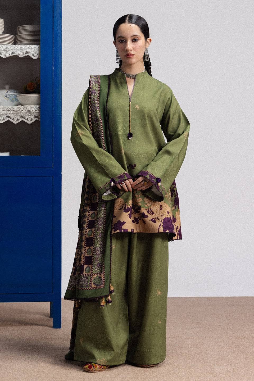 img_coco_prints_winter_awwal_boutique
