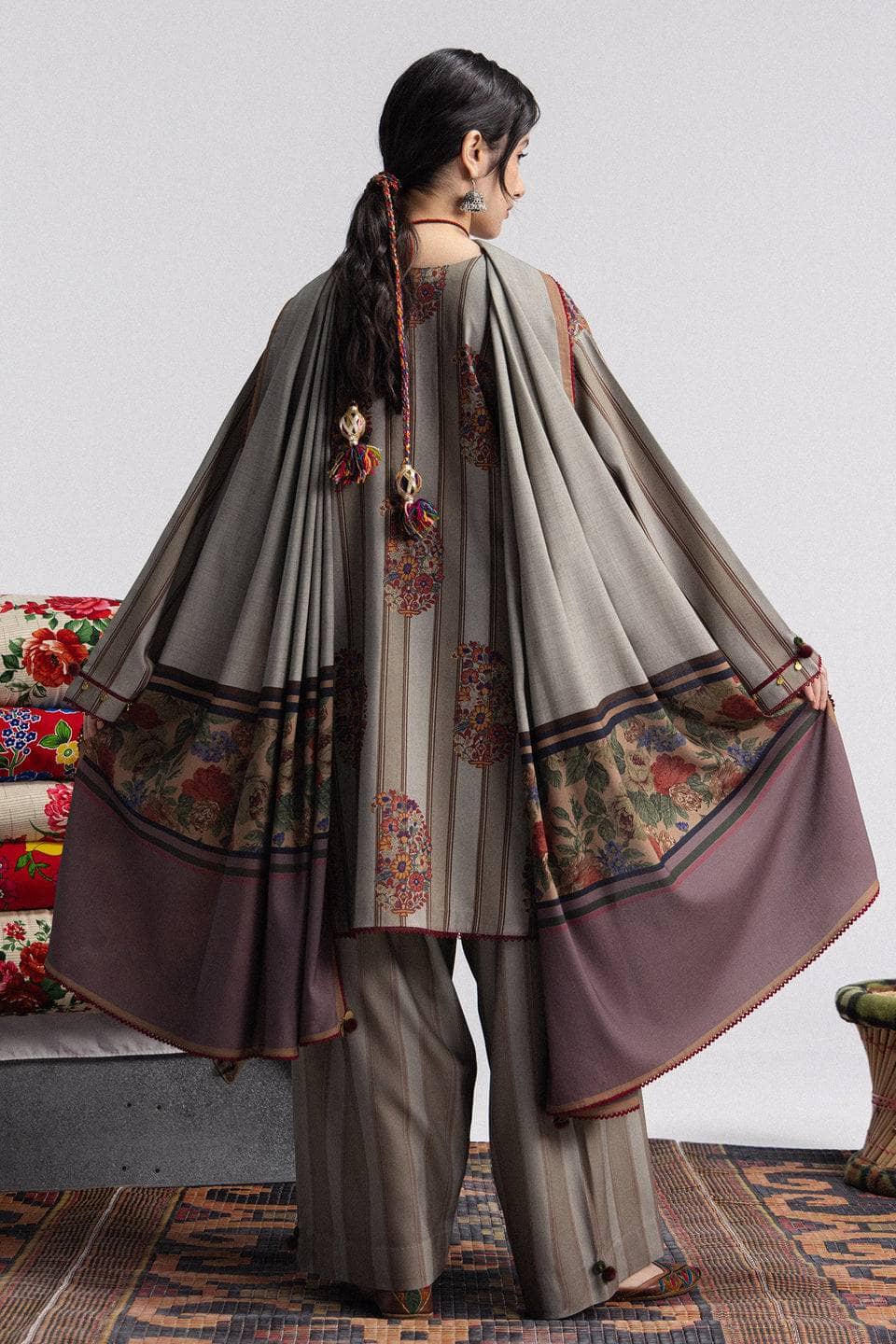 img_coco_prints_winter_awwal_boutique