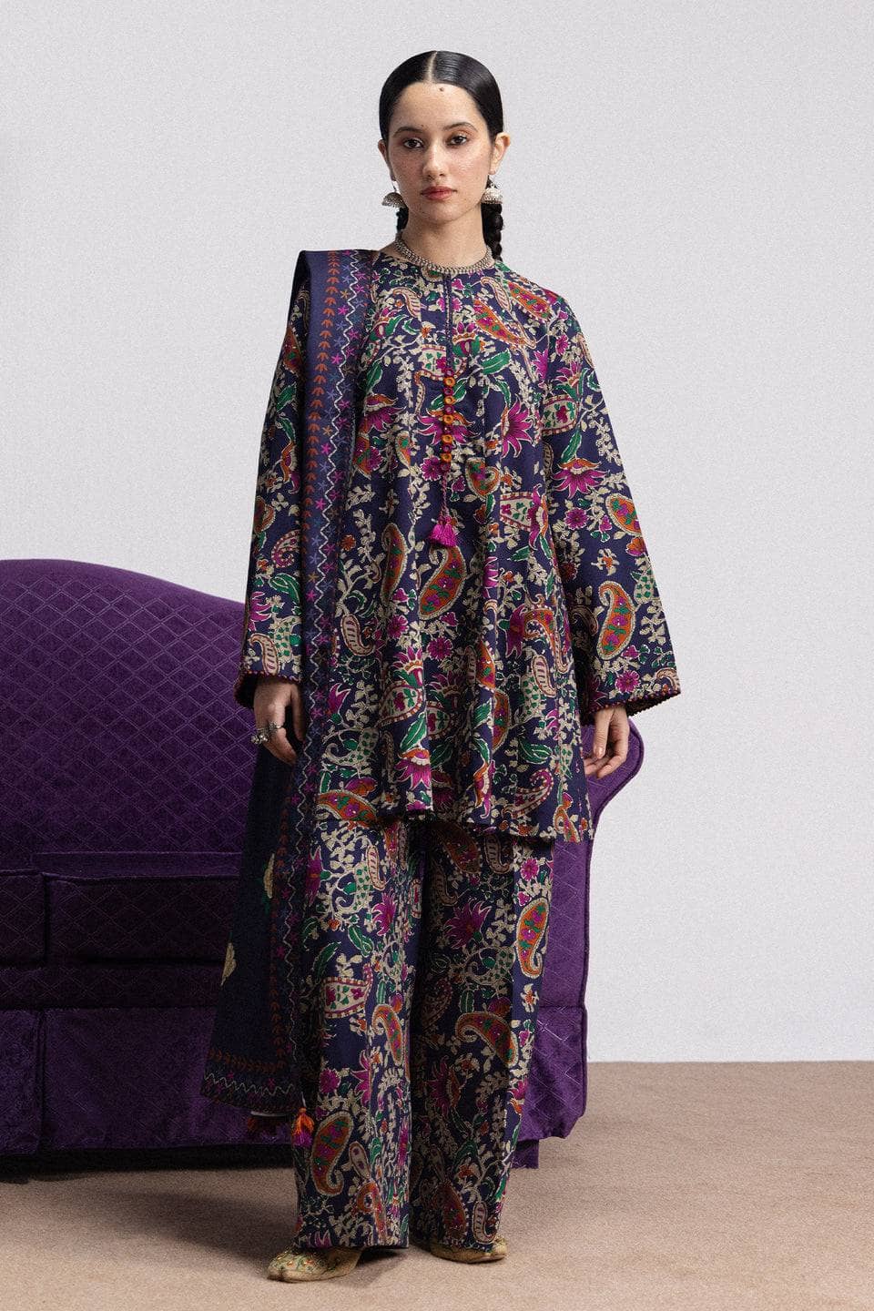 img_coco_prints_winter_awwal_boutique