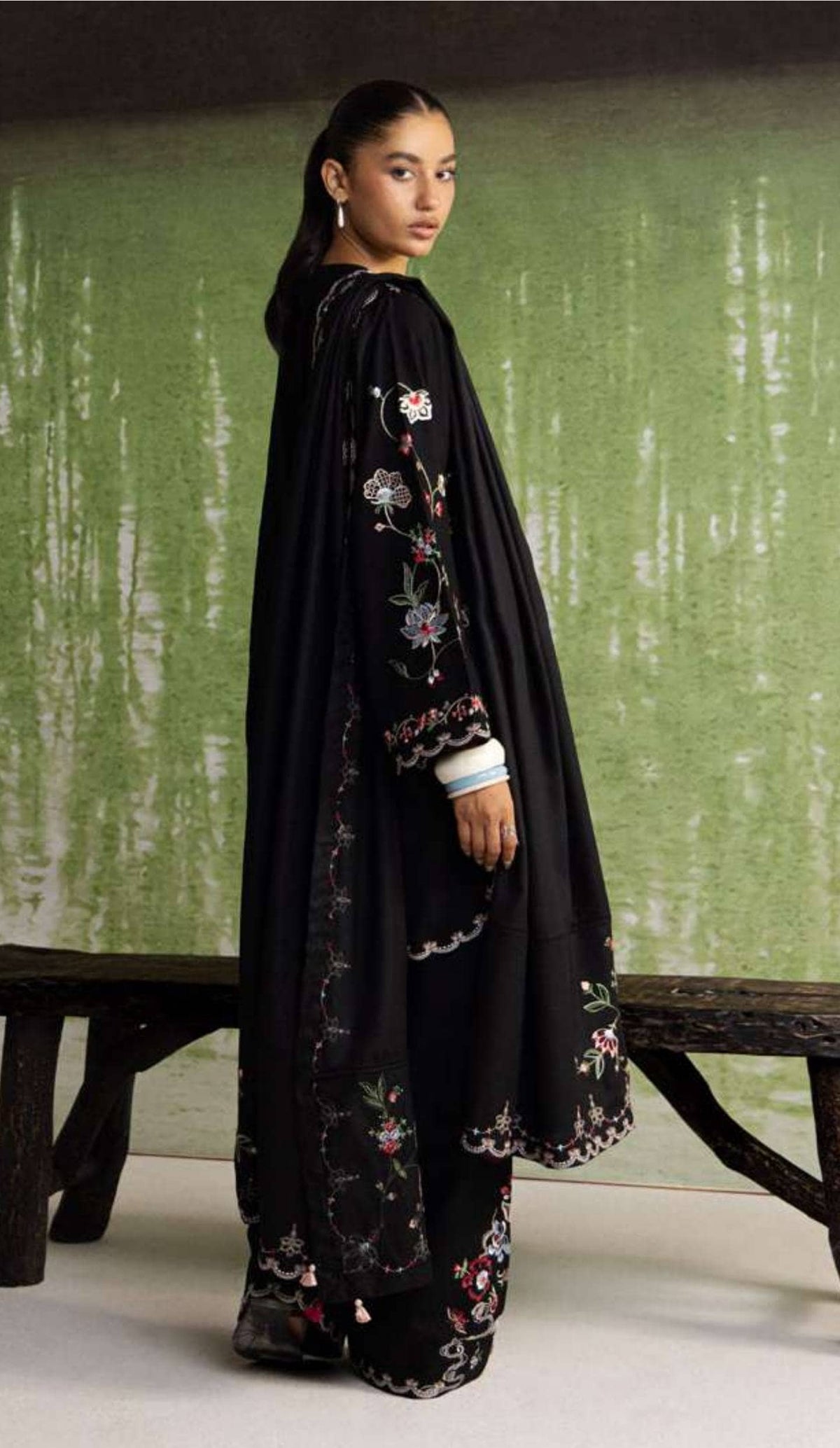 Zara Shahjahan Coco Winter 26/Embroideried/Nairang 8A/Black/Botanical Details
