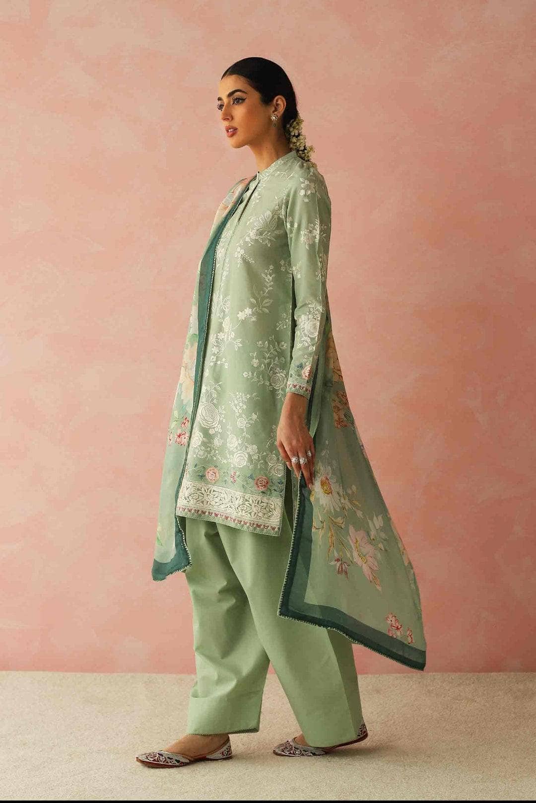 img_zara_shahjahan_lawn_23_awwal_boutique