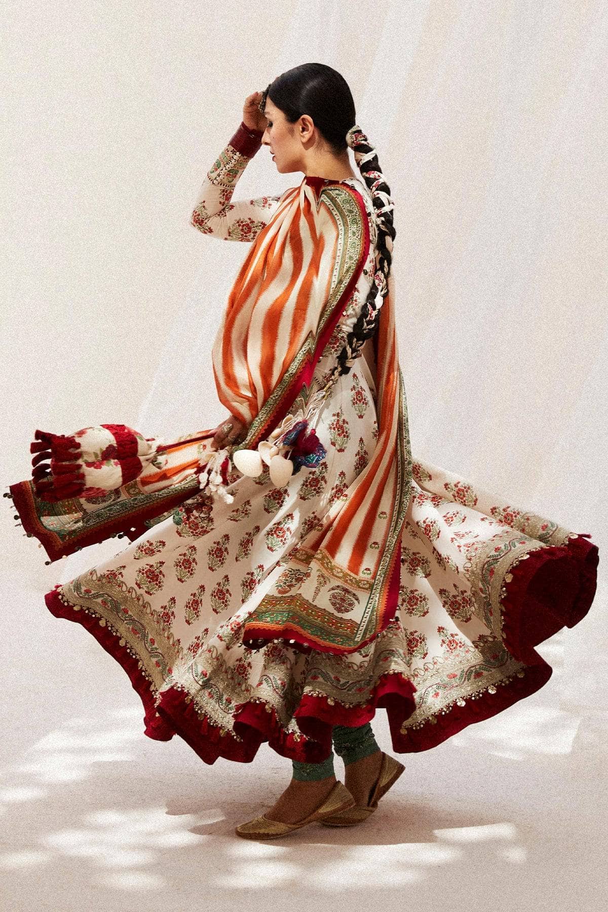 img_zara_shahjahan_lawn_24_awwal_boutique