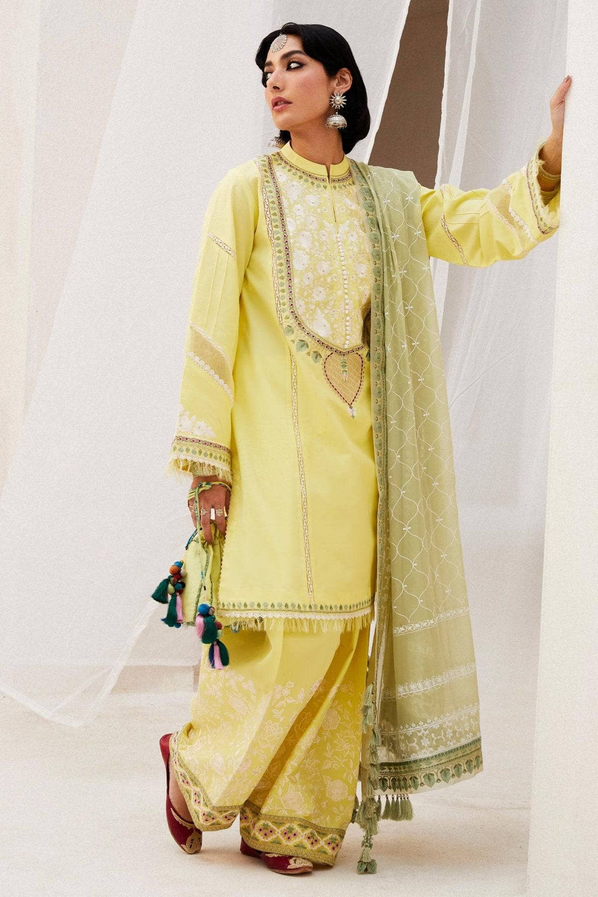 img_zara_shahjahan_lawn_24_awwal_boutique