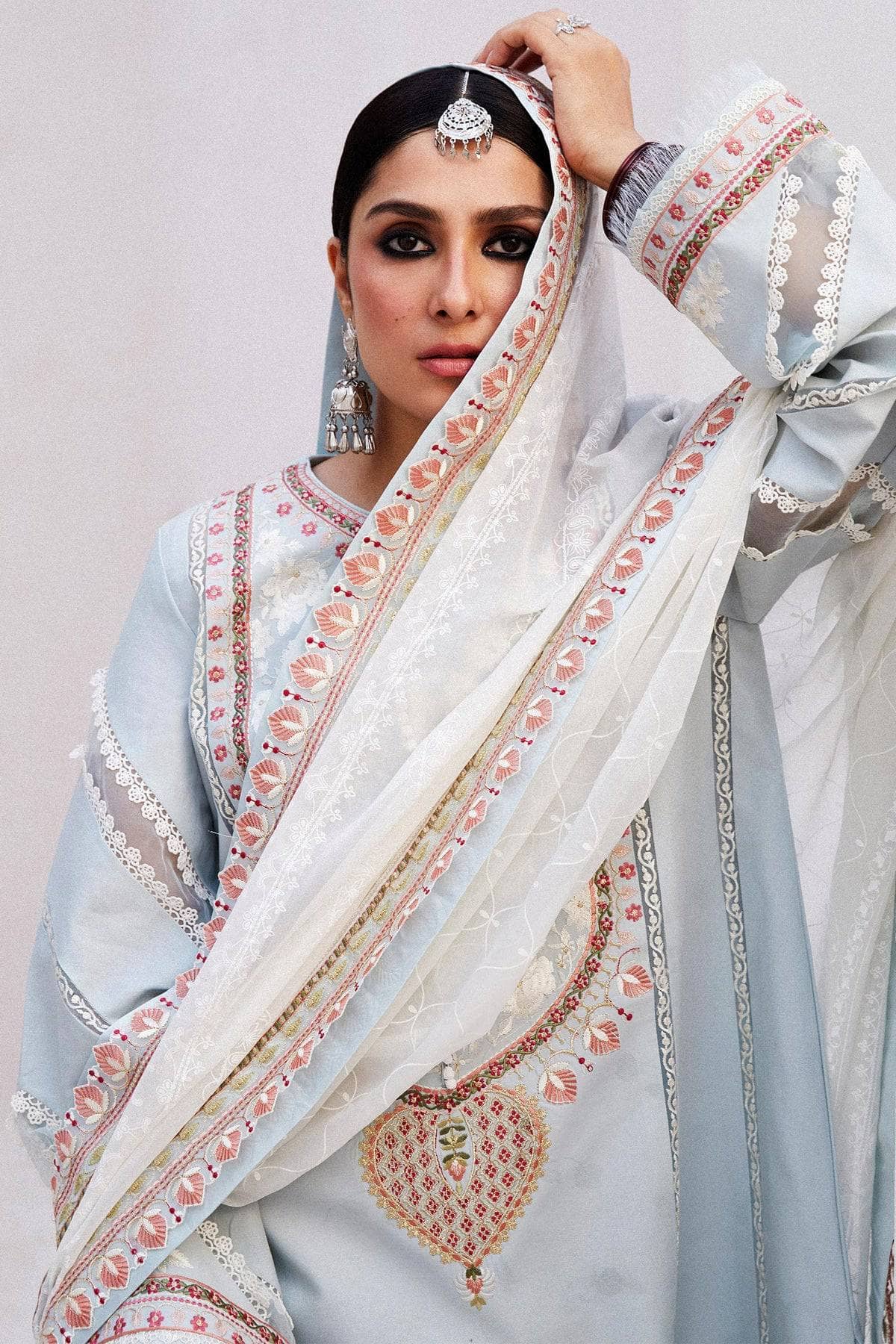 img_zara_shahjahan_lawn_24_awwal_boutique