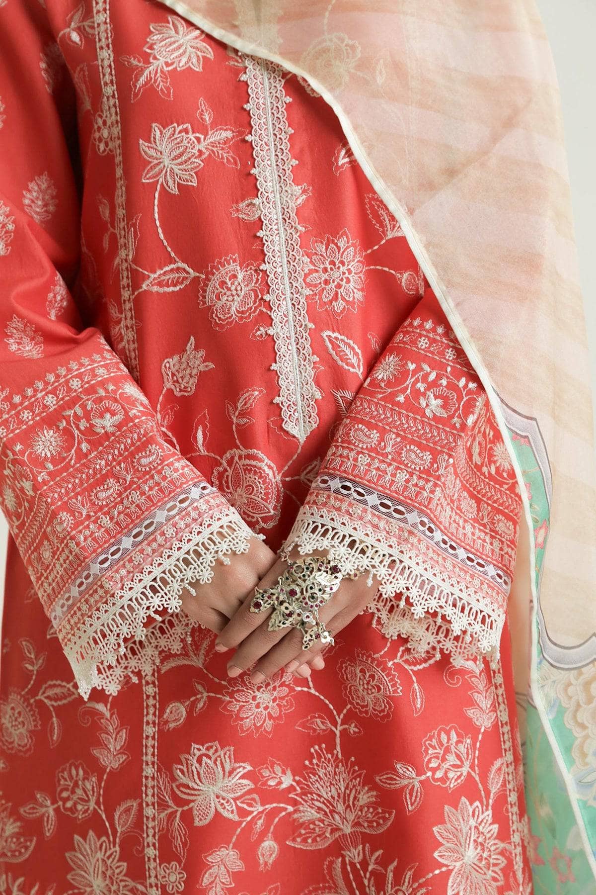 img_zara_shahjahan_lawn_24_awwal_boutique