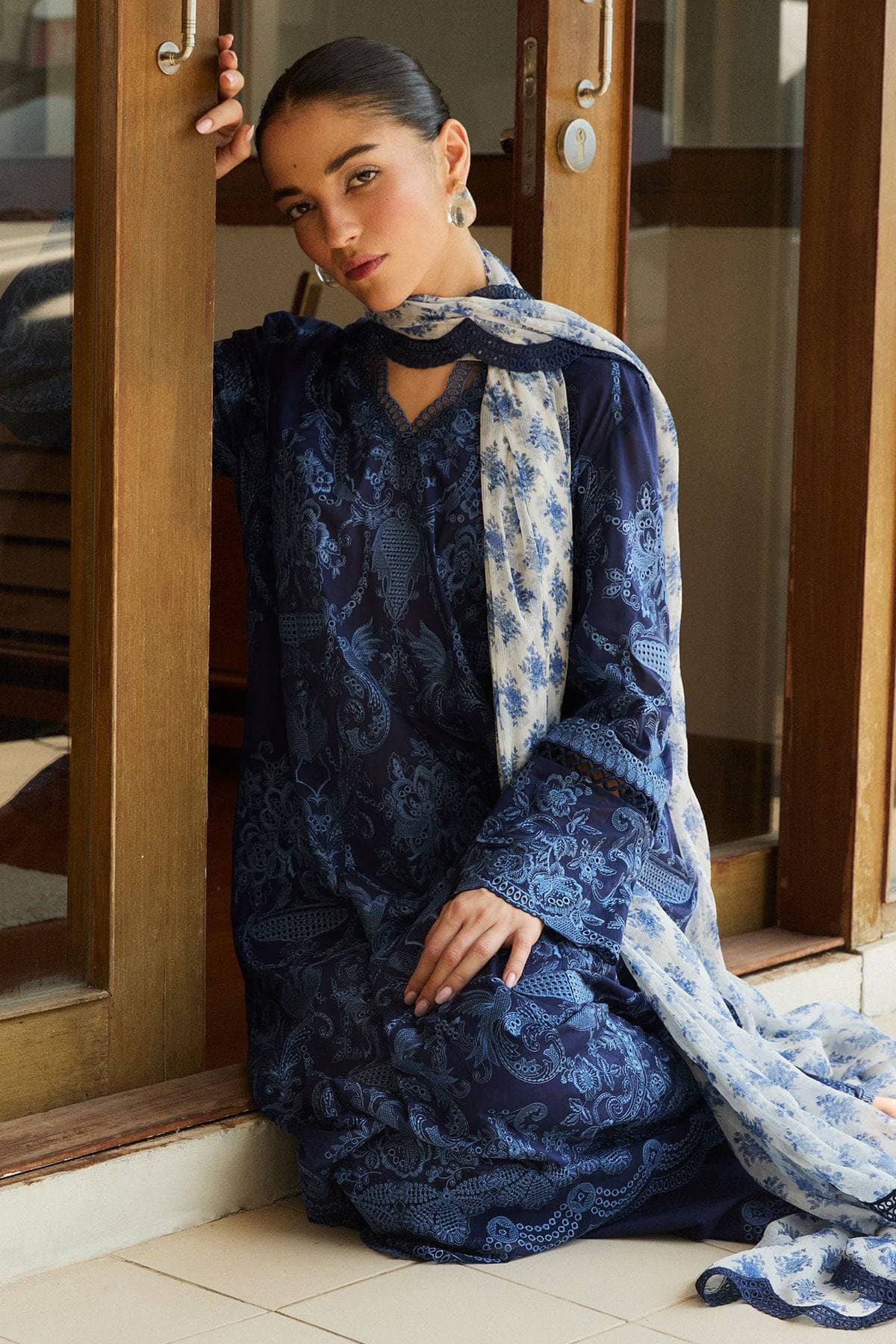 Restocked/Zara Shahjahan Lawn 25/9B/Sei