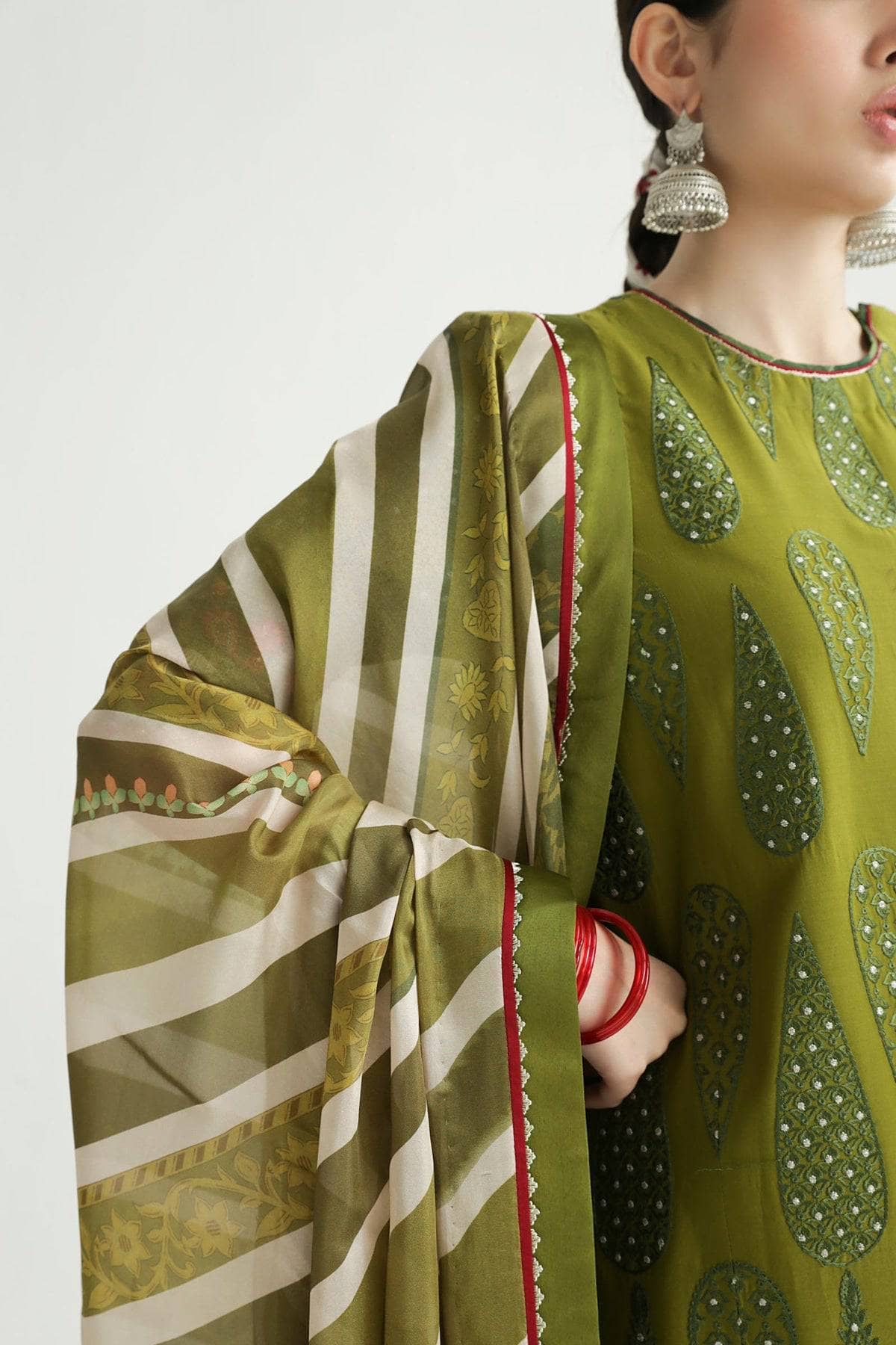 img_zara_shahjahan_lawn_24_awwal_boutique
