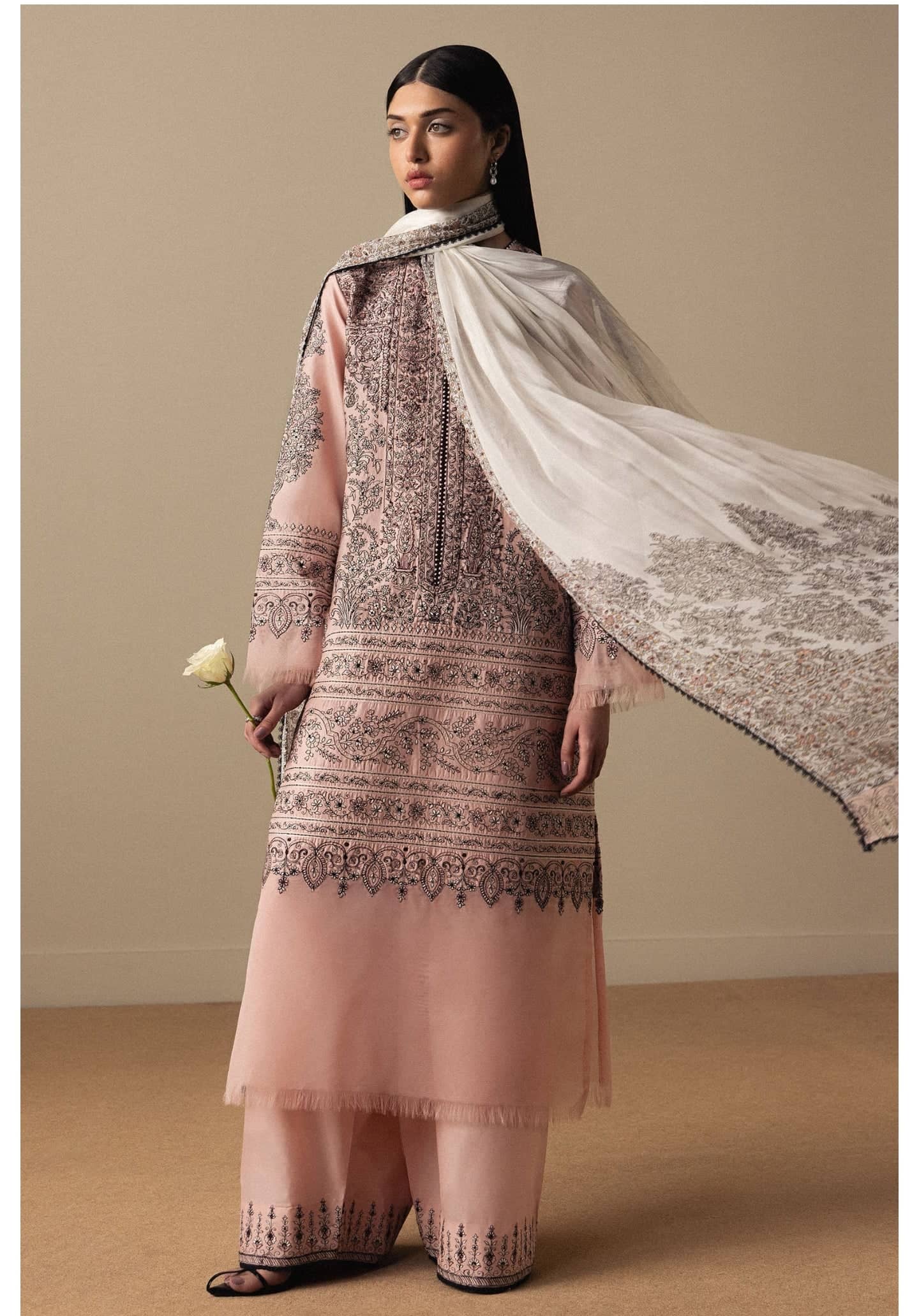 img_zara_shahjahan_lawn_awwal_boutique