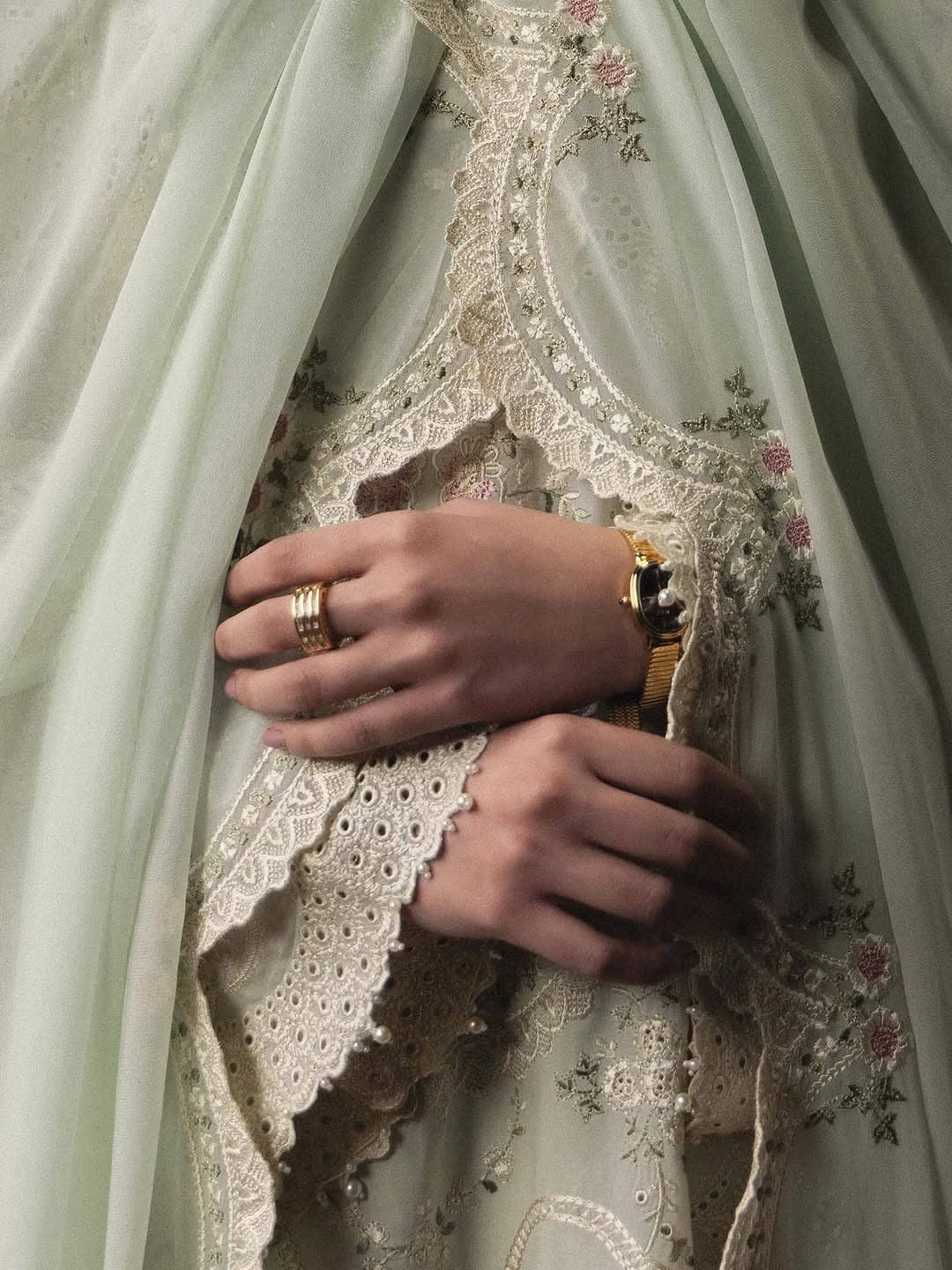 img_zara_shahjahan_satori_lawn_26_awwal_boutique