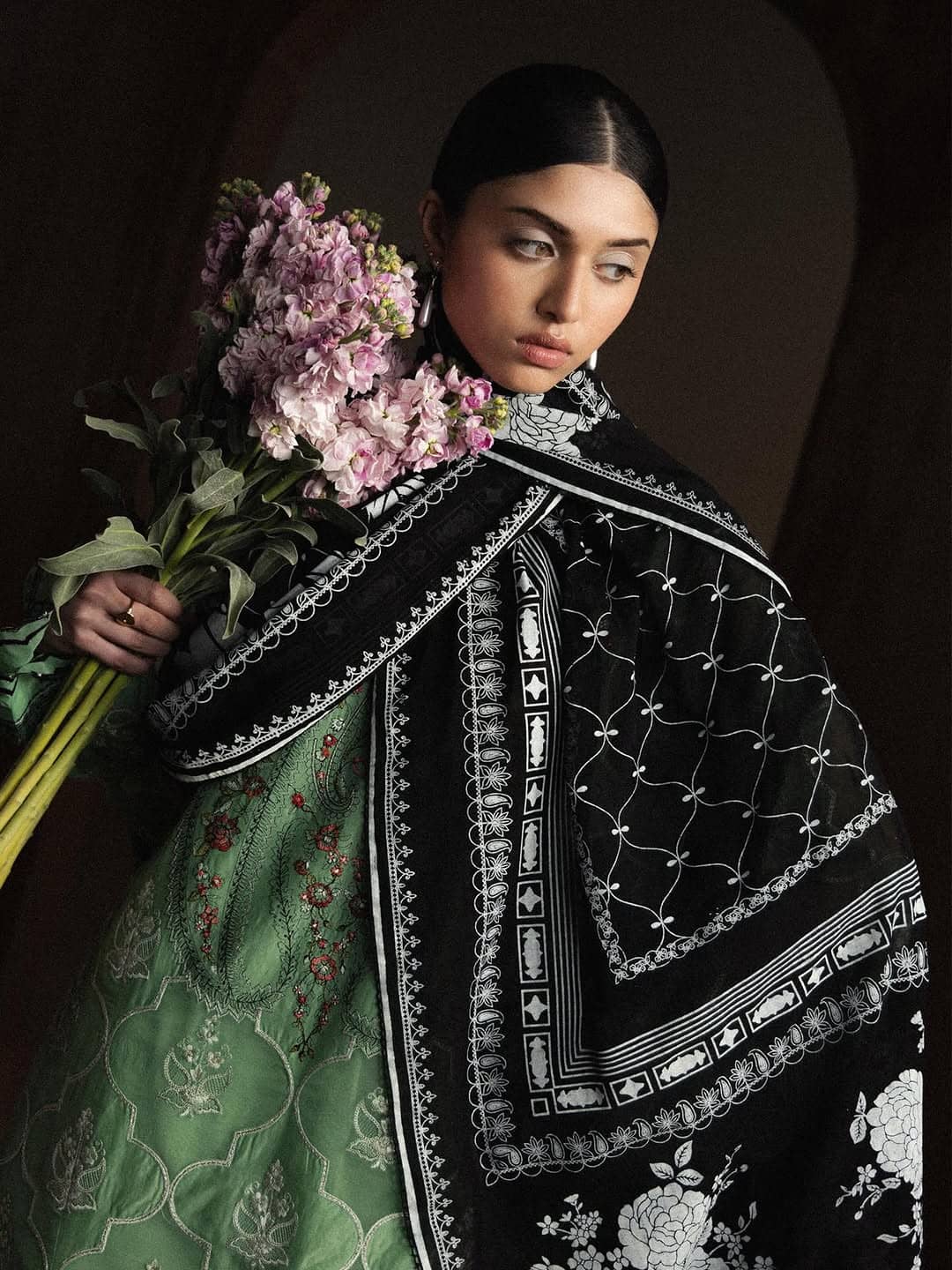 img_zara_shahjahan_lawn_awwal_boutique