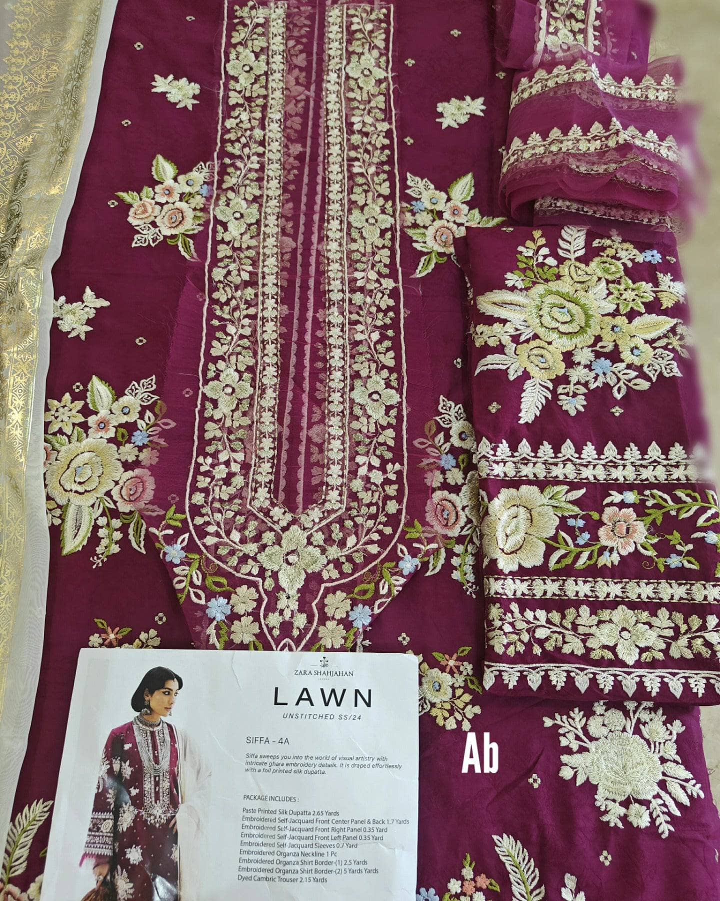 img_zara_shahjahn_lawn_24_awwal_boutique
