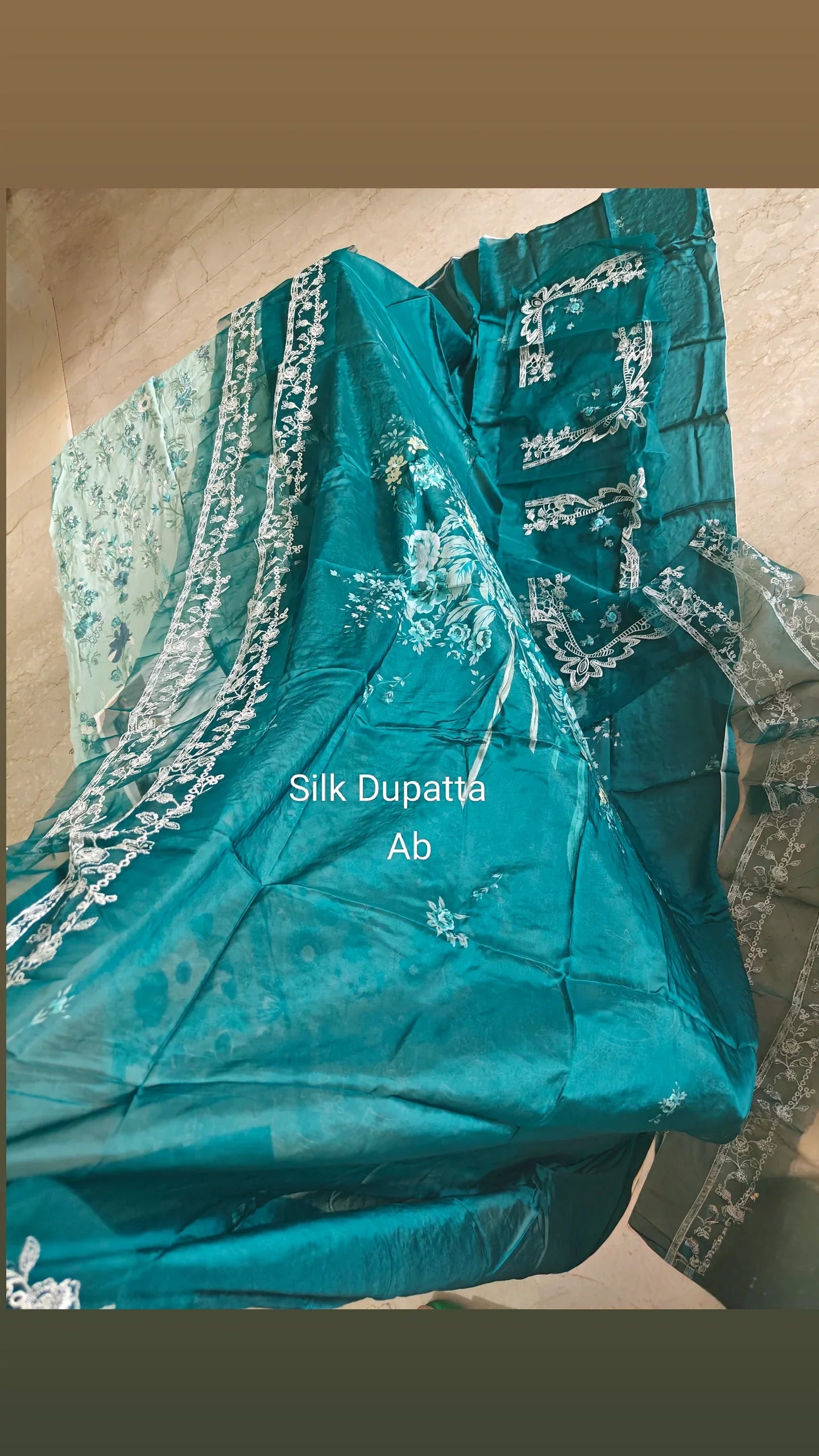 Open Pic/Sale‼️Zara Shahjahan Lawn/Nozomi-2B