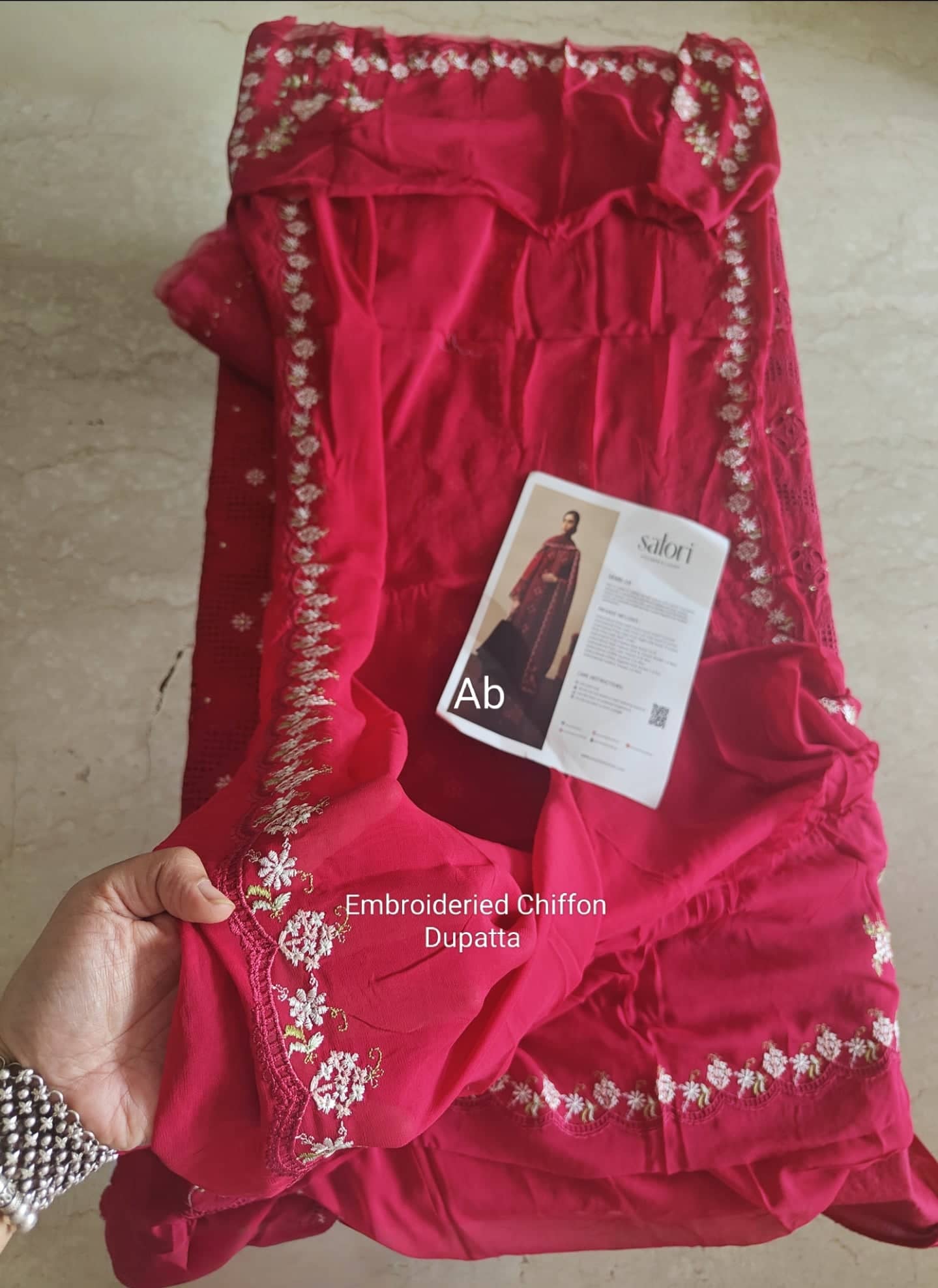 Open Pic/Zara Shahjahan Satori 26/Akari-D 8