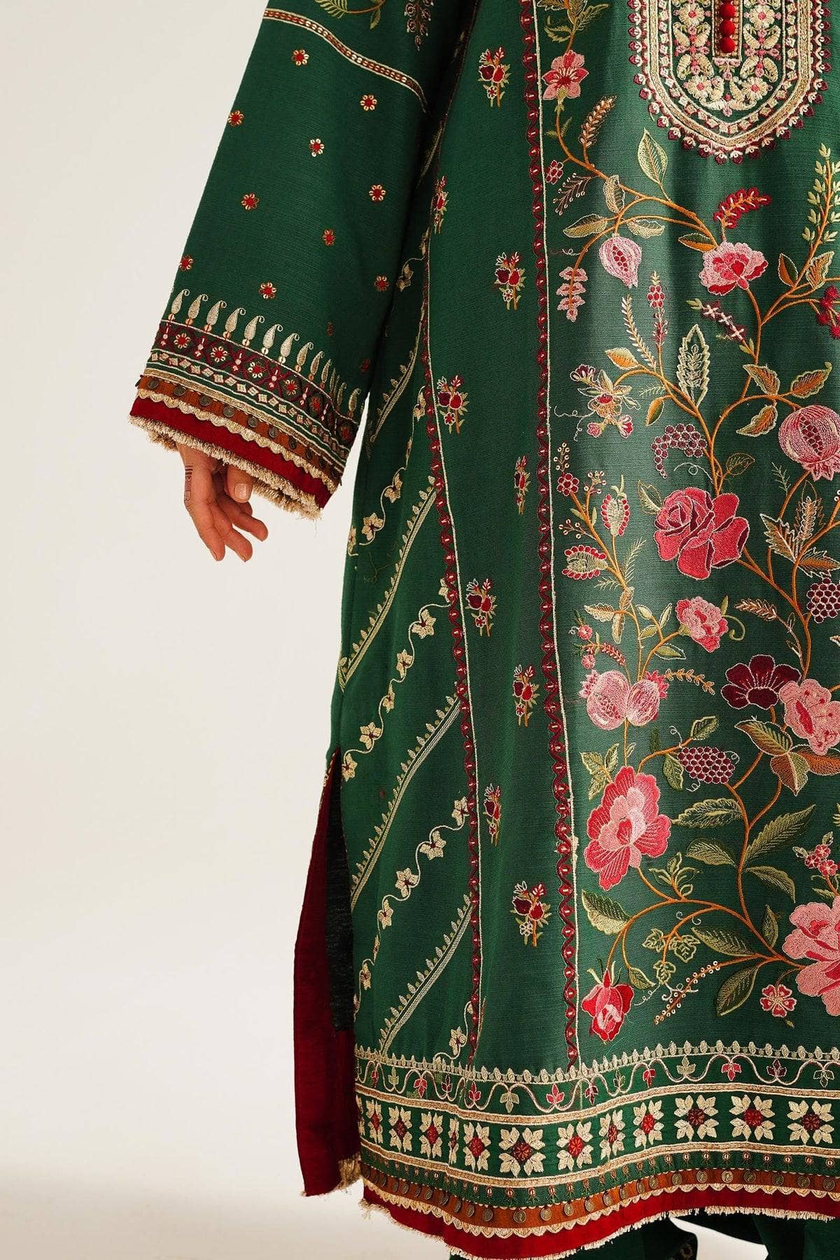 img_zara_shahjahan_winter_23_awwal_boutique
