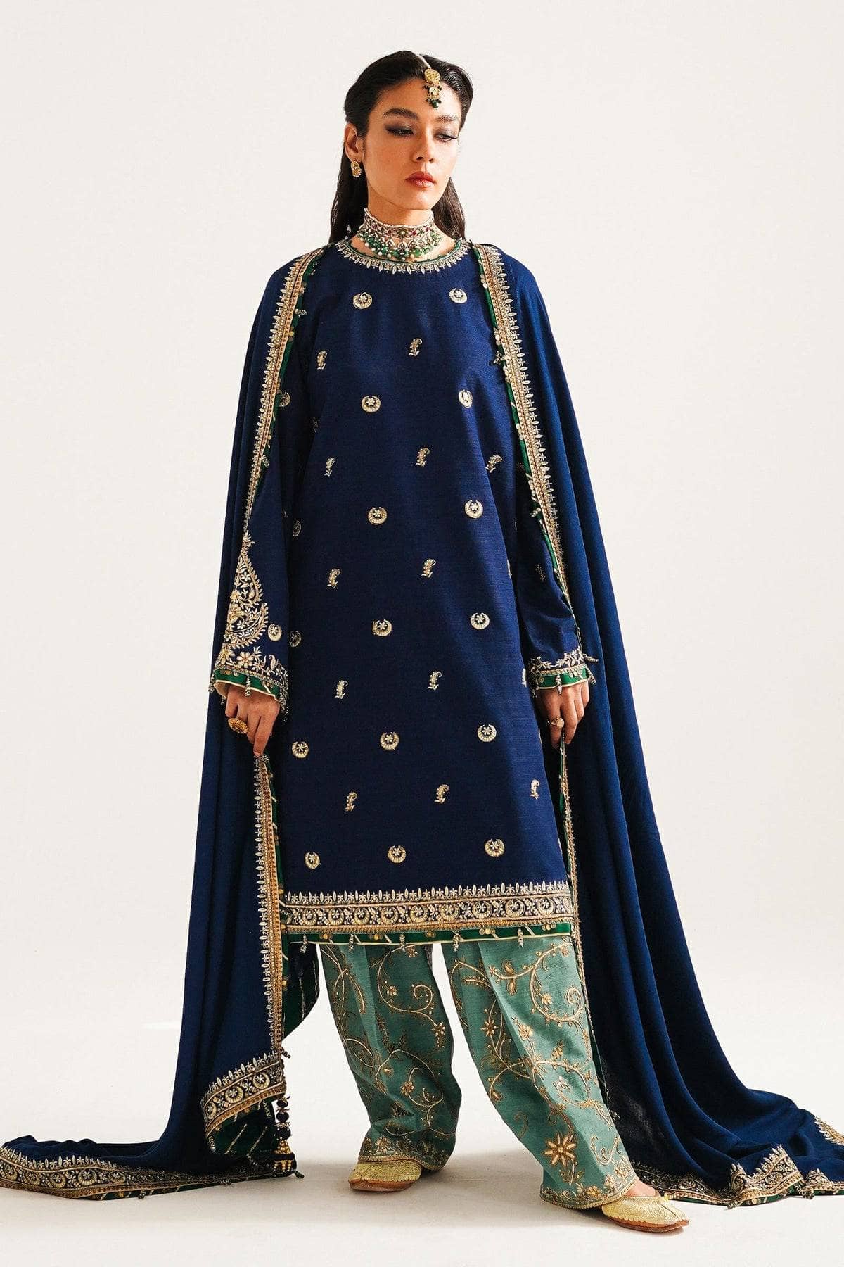 img_zara_shahjahan_winter_23_awwal_boutique