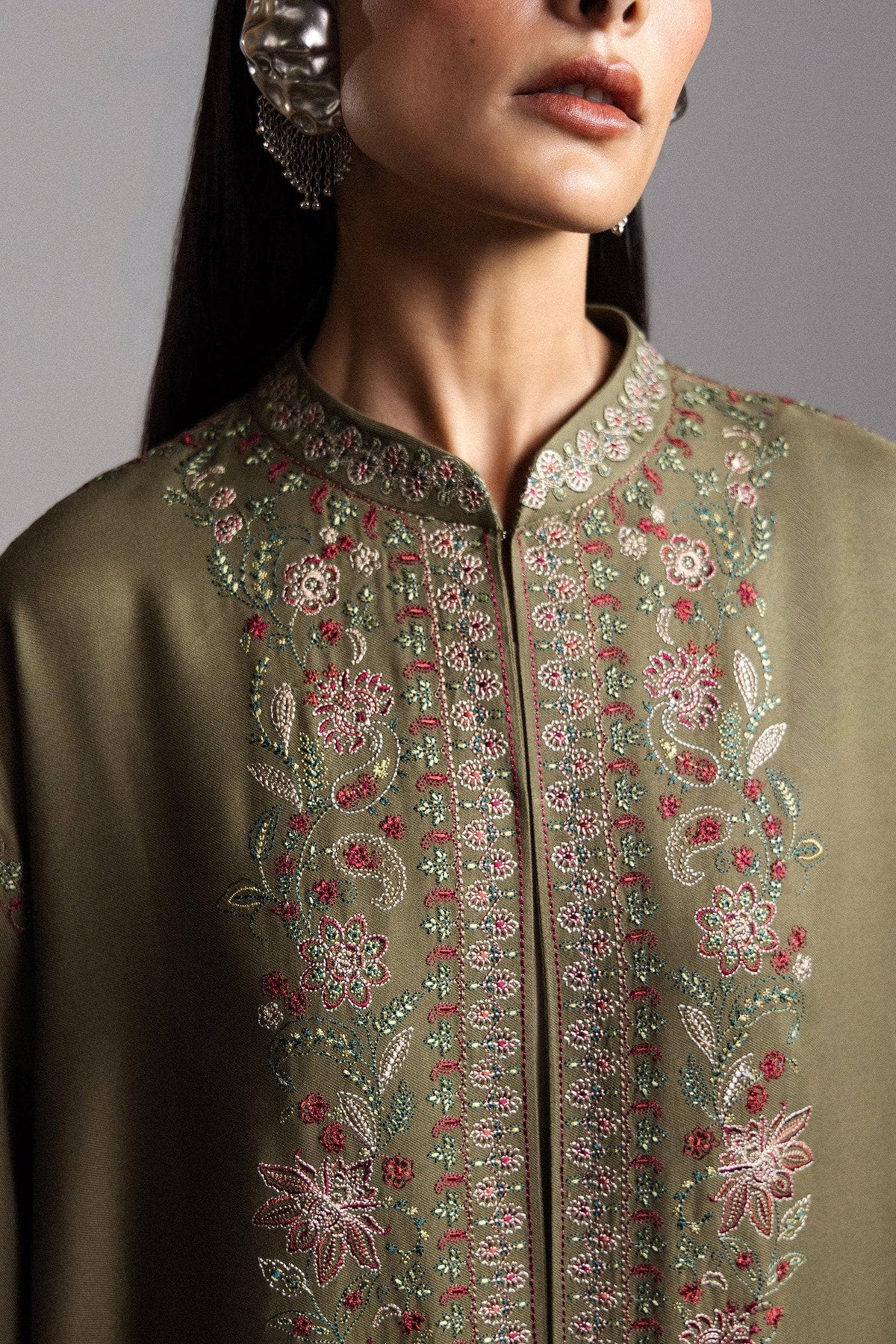 Hot🔥 Seller/Zara Shahjahan Winter 26/Chinar-D2