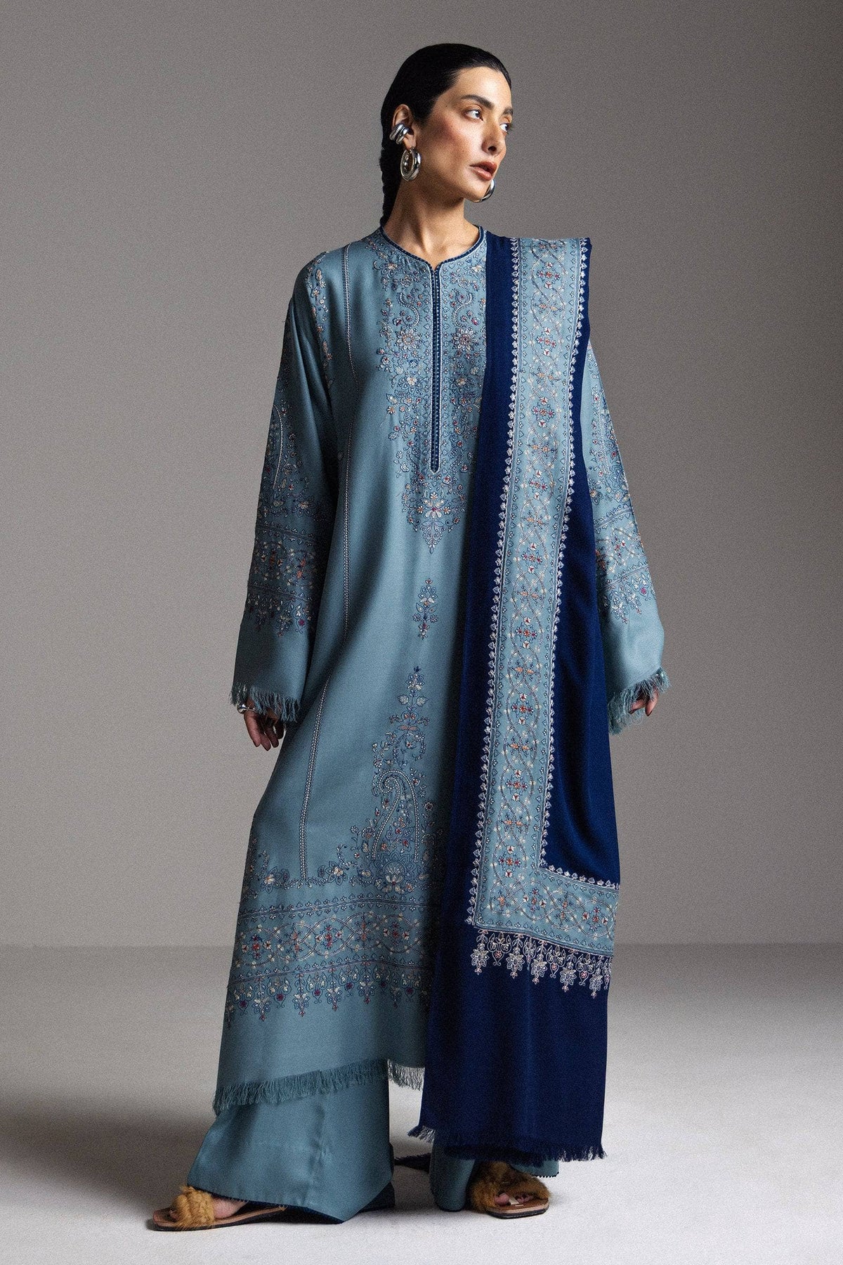 img_zara_shahjahan_winter_26_awwal_boutique