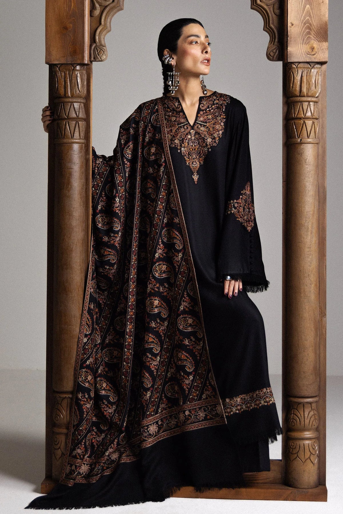 img_zara_shahjahan_winter_26_awwal_boutique