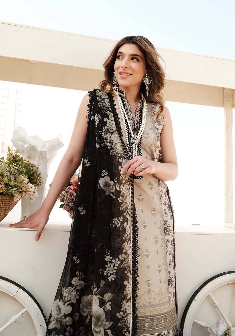img_zarqash_luxe_lawn_awwal_boutique