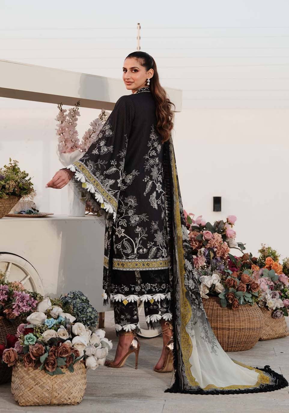 img_zarqash_luxe_lawn_awwal_boutique