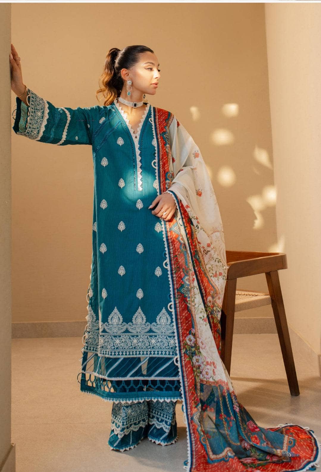 img_zellbury_chikankari_lawn_awwal_boutique