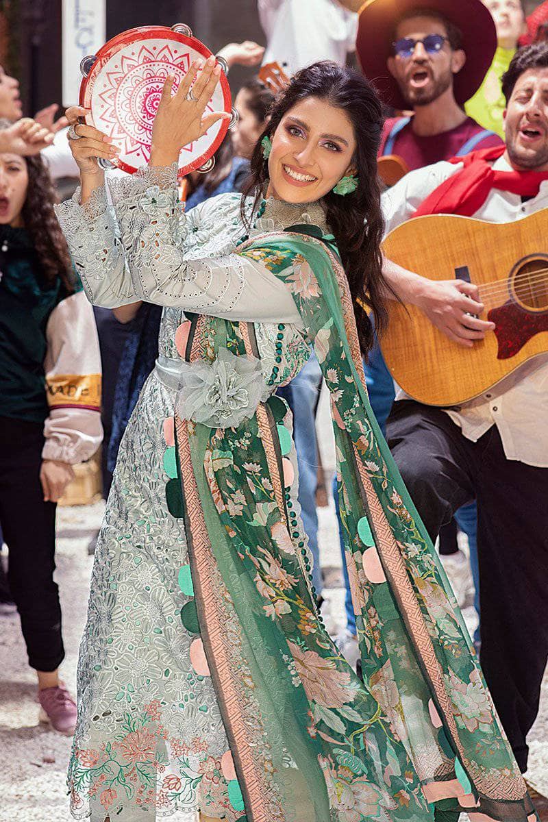 img_mushq_luxury_lawn_2021_awwal_boutique