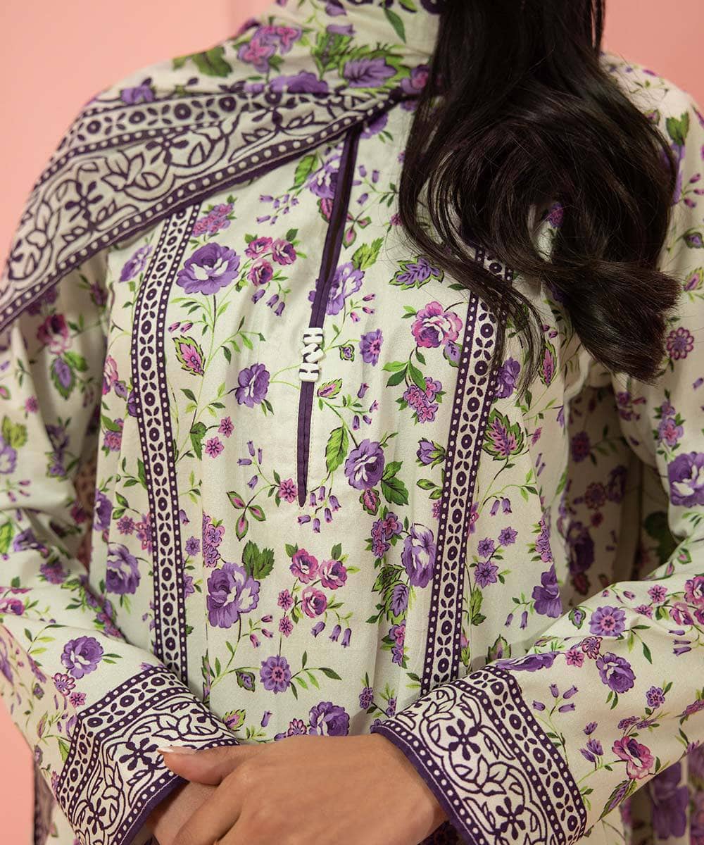 img_sapphire_lawn_23_awwal_boutique