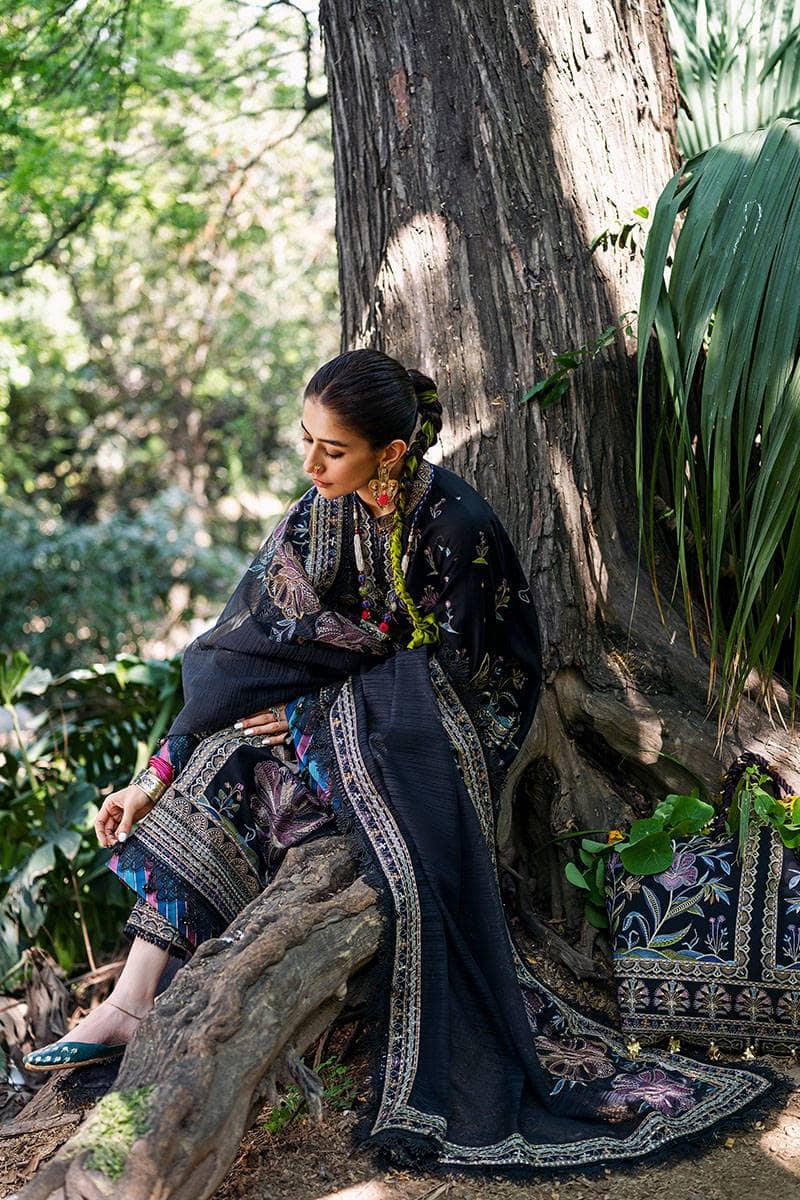 img_mohsin_naveed_ranjha_nau_bahaar_awwal_boutique