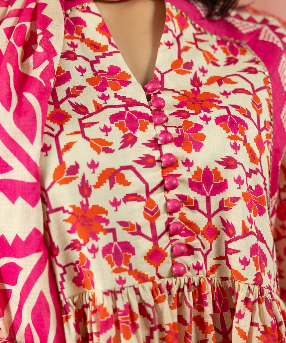 Img_sapphire_lawn_23_awwal_boutique