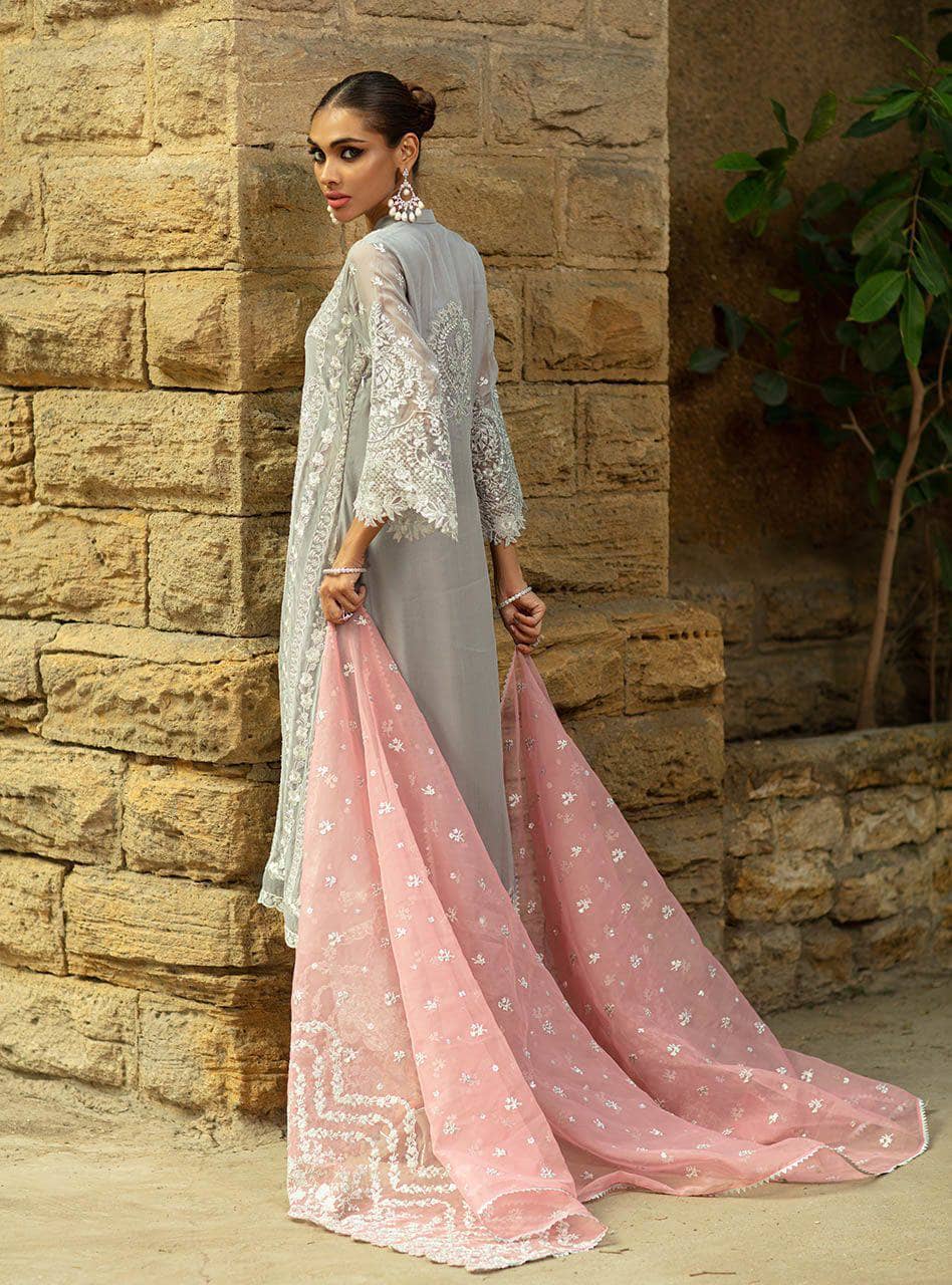 img_zainab_chottani_wedding_festive_awwal_boutique