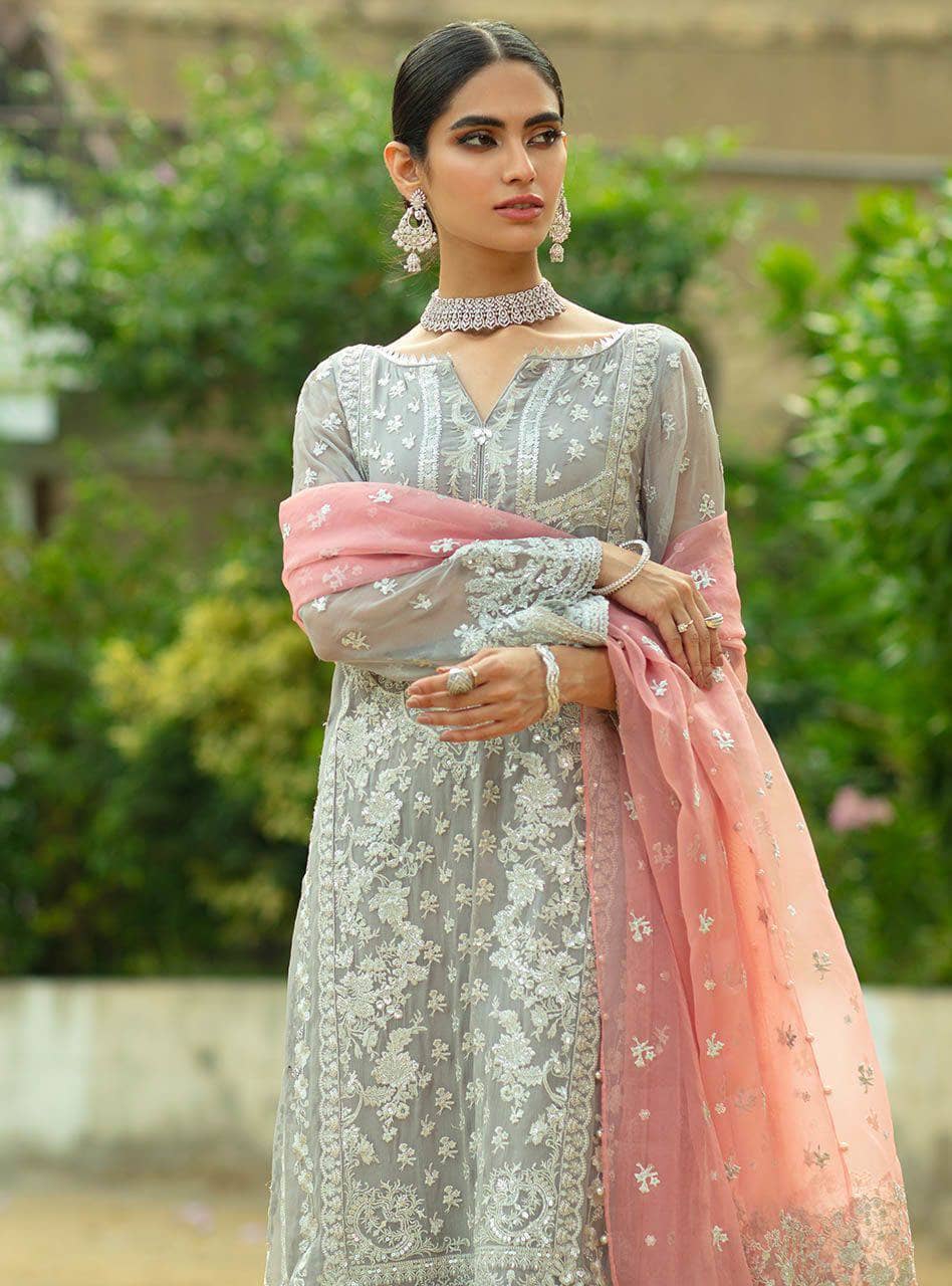 img_zainab_chottani_wedding_festive_awwal_boutique