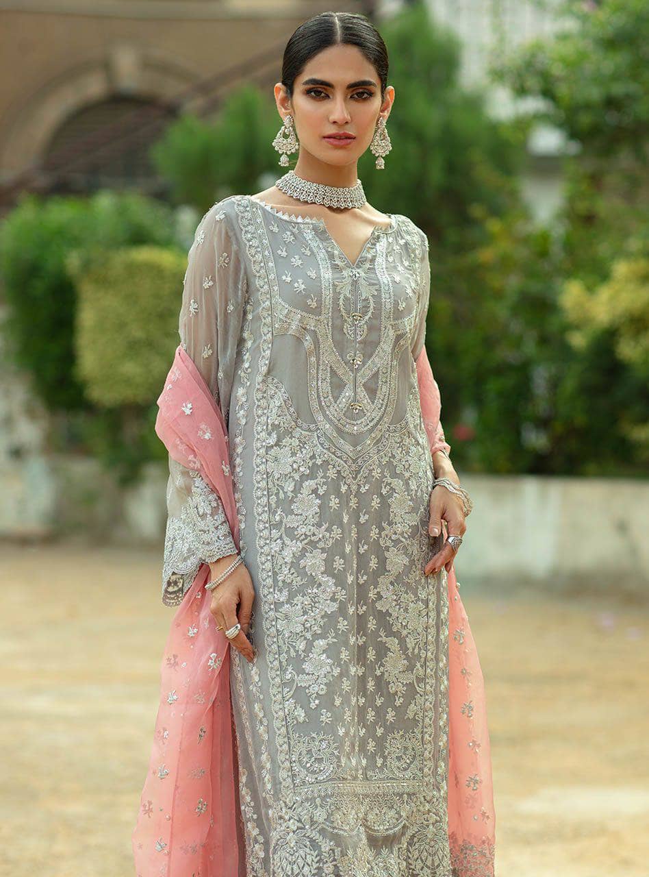 img_zainab_chottani_wedding_festive_awwal_boutique