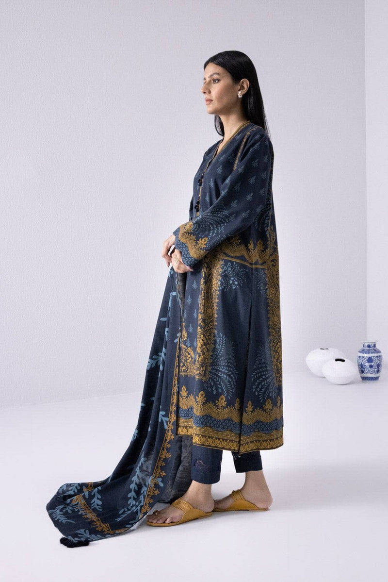 Img_sapphire_khaddar_2022_awwal_boutique