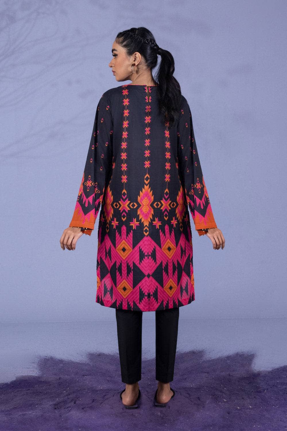 Img_sapphire_lawn_22_awwal_boutique