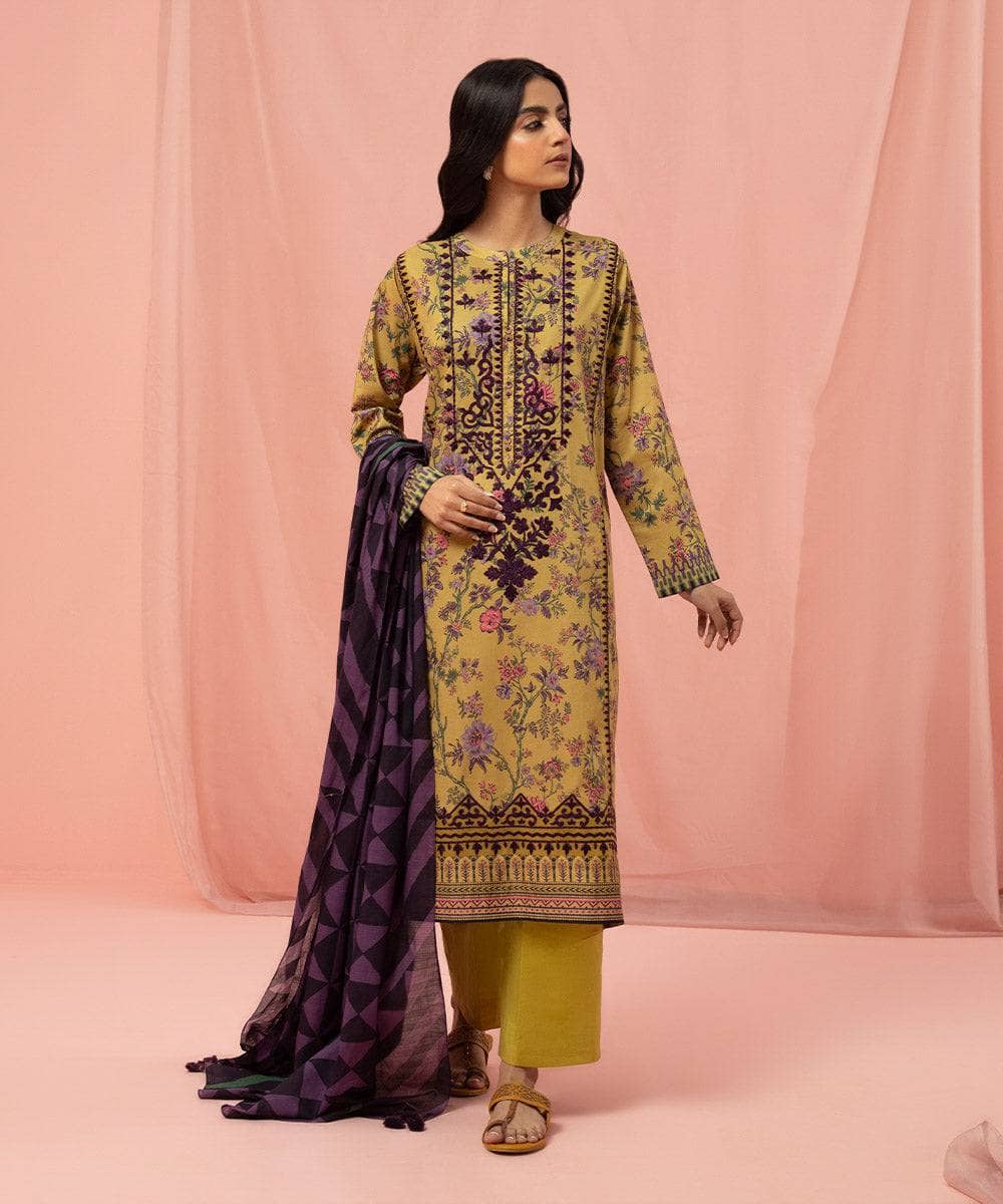 img_sapphire_lawn_23_awwal_boutique