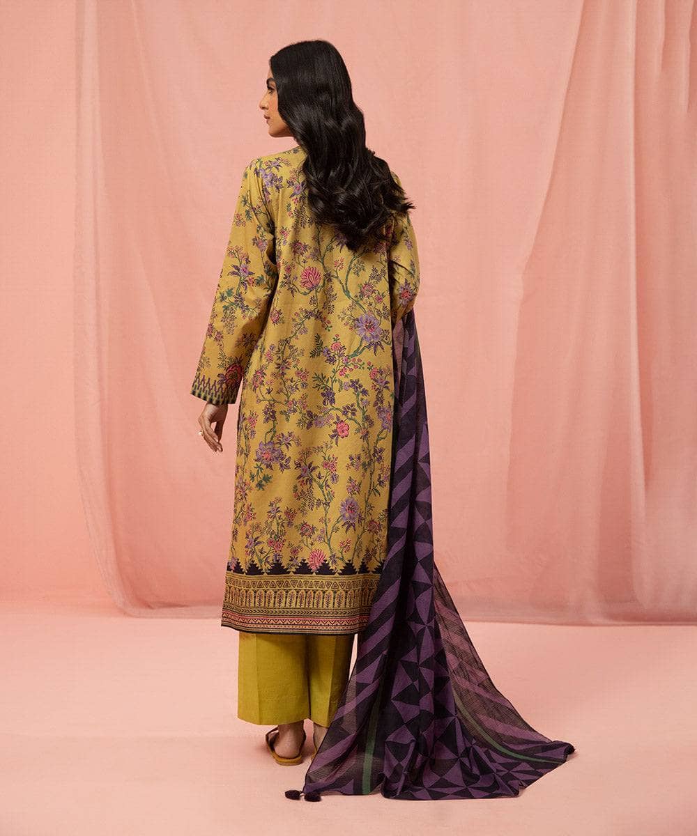 img_sapphire_lawn_23_awwal_boutique