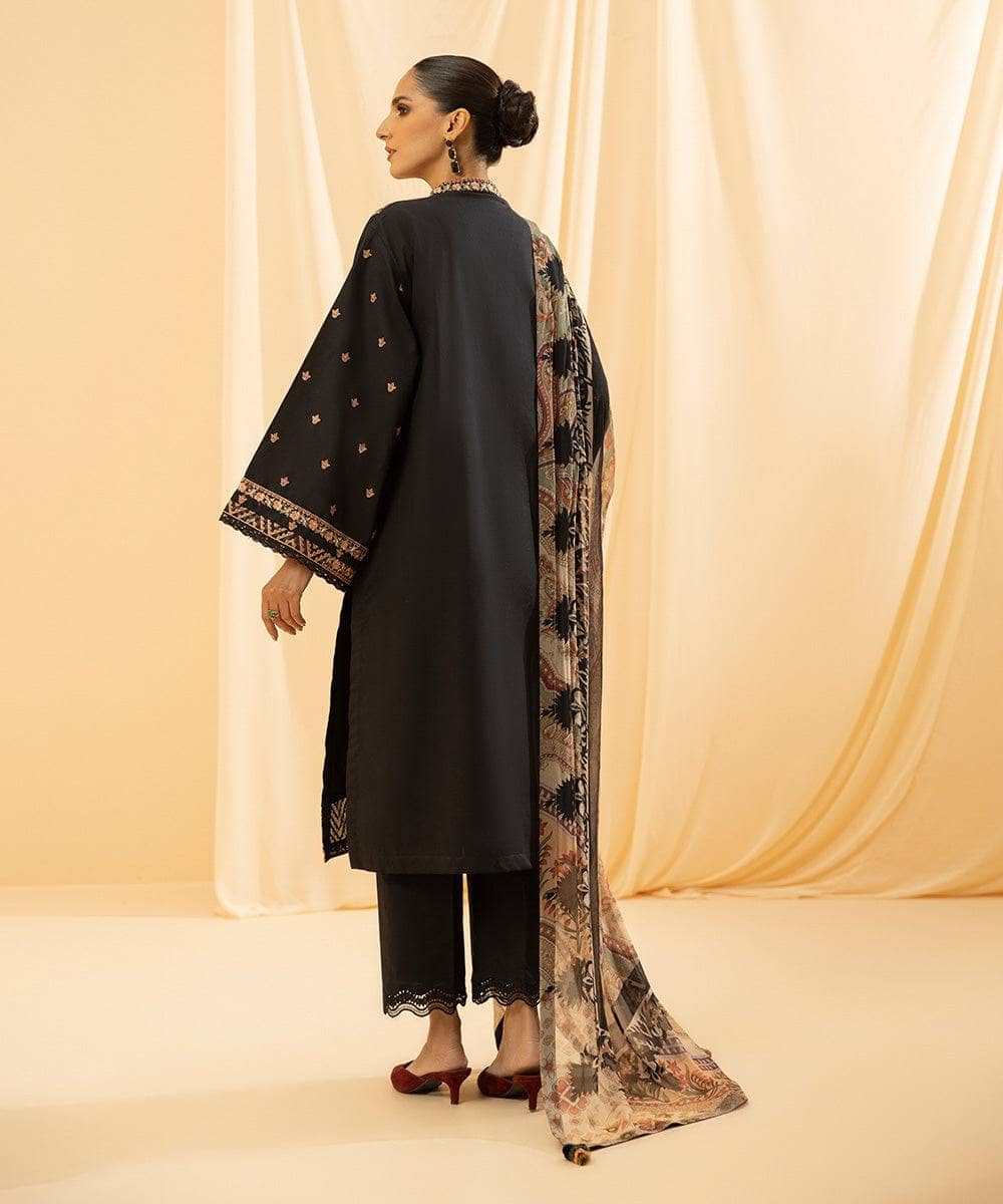 img_sapphire_lawn_23_awwal_boutique